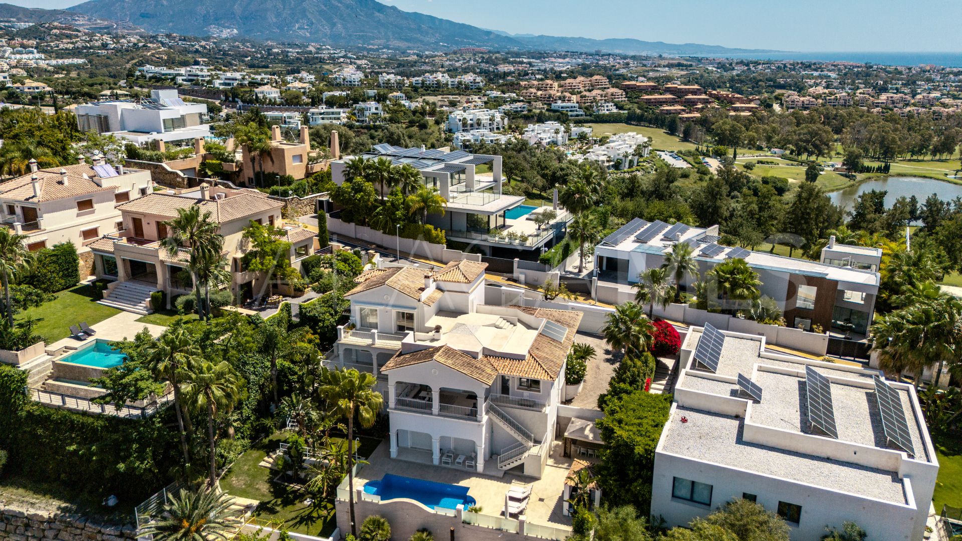 Villa for sale with 5 bedrooms in La Alqueria