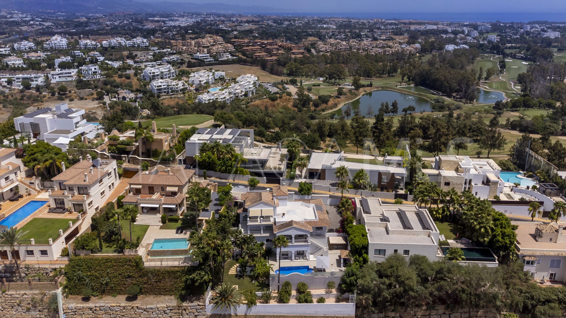 Villa for sale with 5 bedrooms in La Alqueria