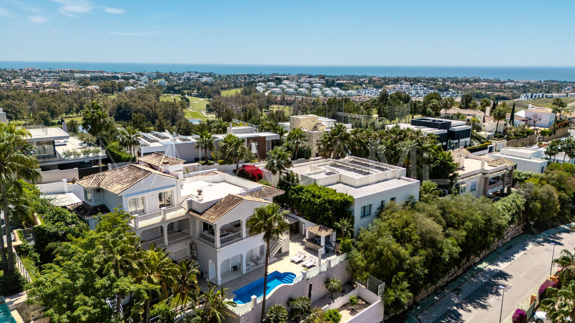 Villa for sale with 5 bedrooms in La Alqueria