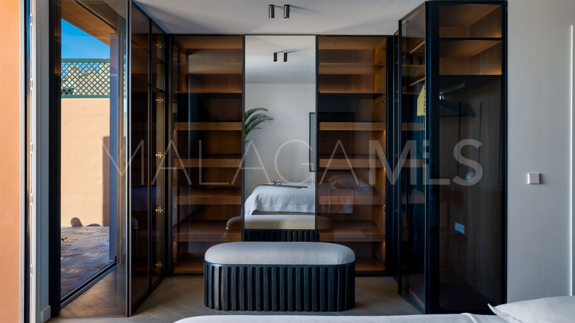 Penthouse in La Cerquilla for sale