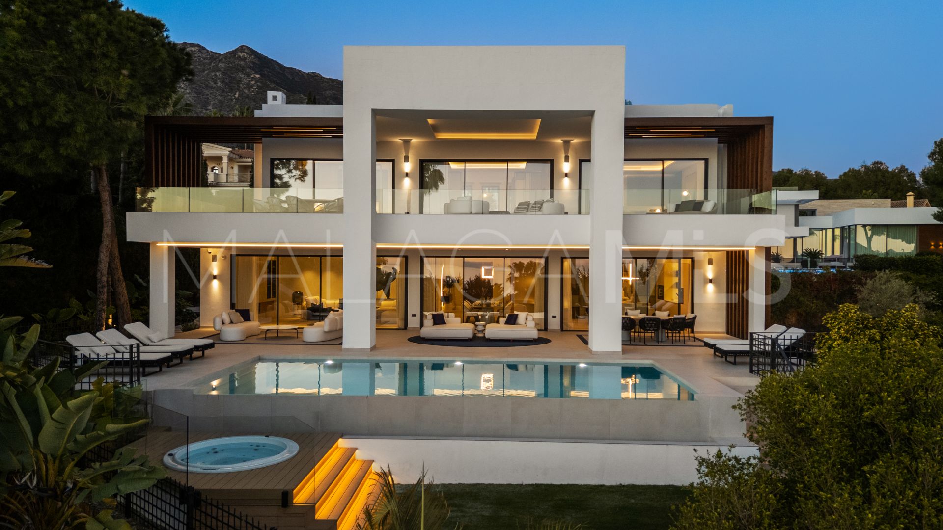 Villa for sale in Sierra Blanca