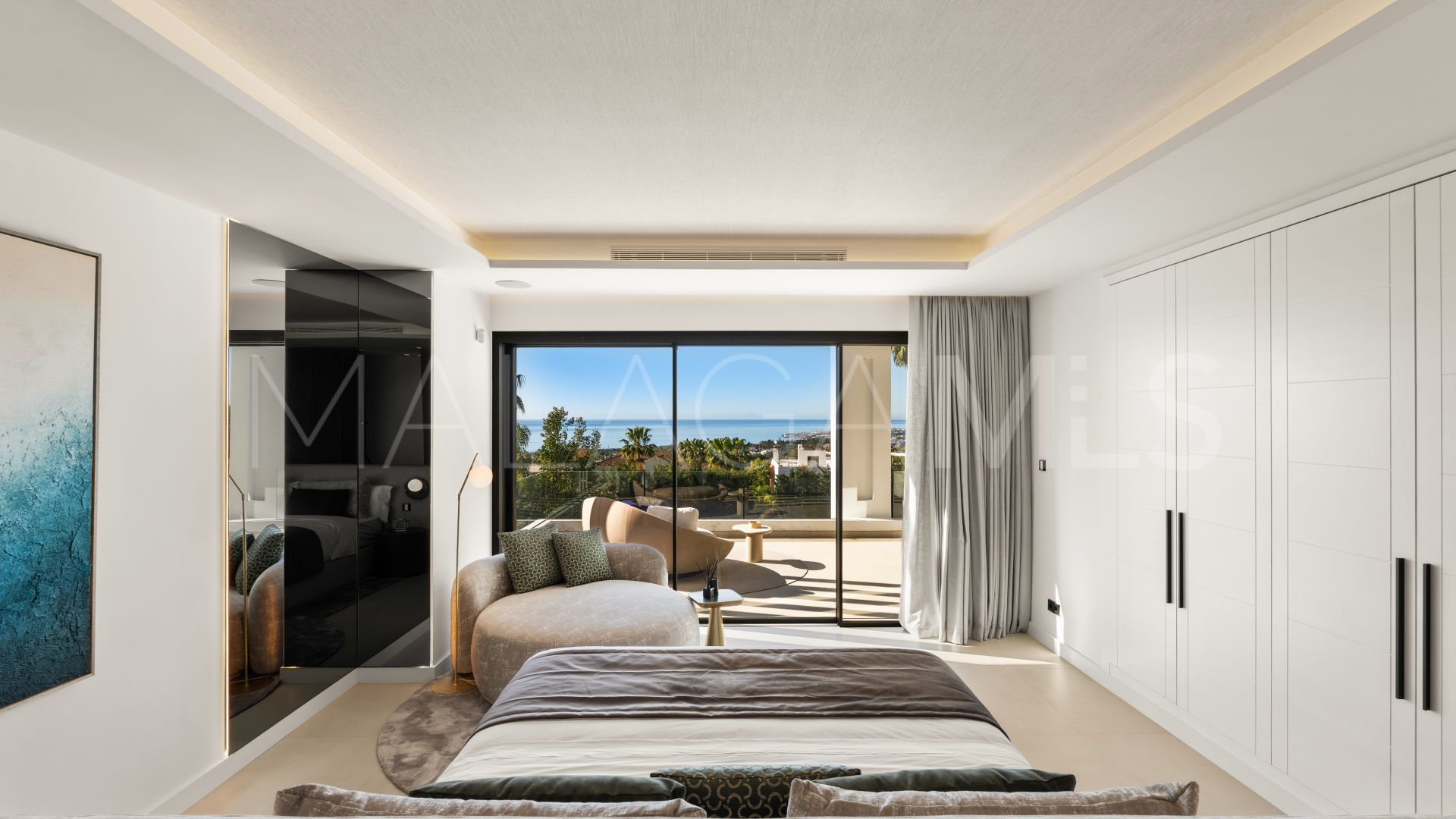 Villa for sale in Sierra Blanca