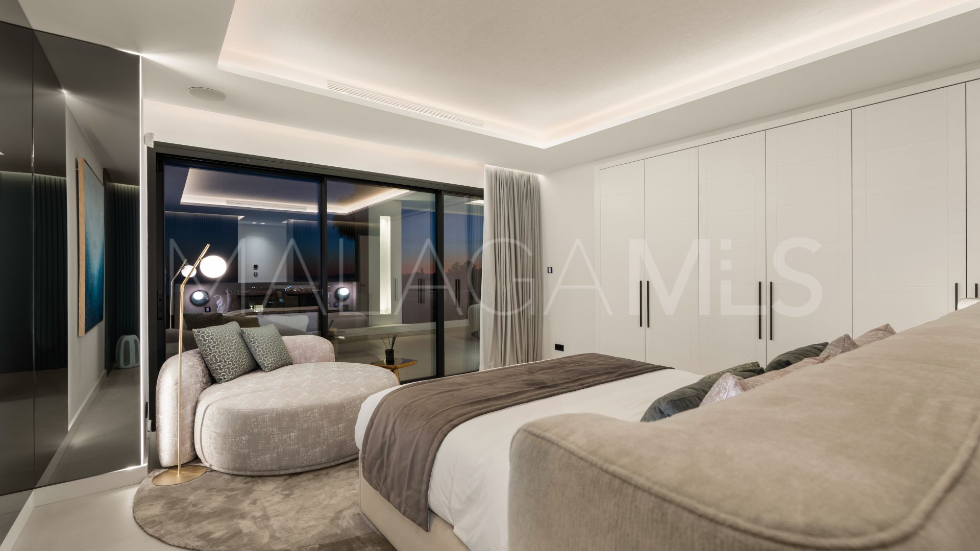 Villa for sale in Sierra Blanca