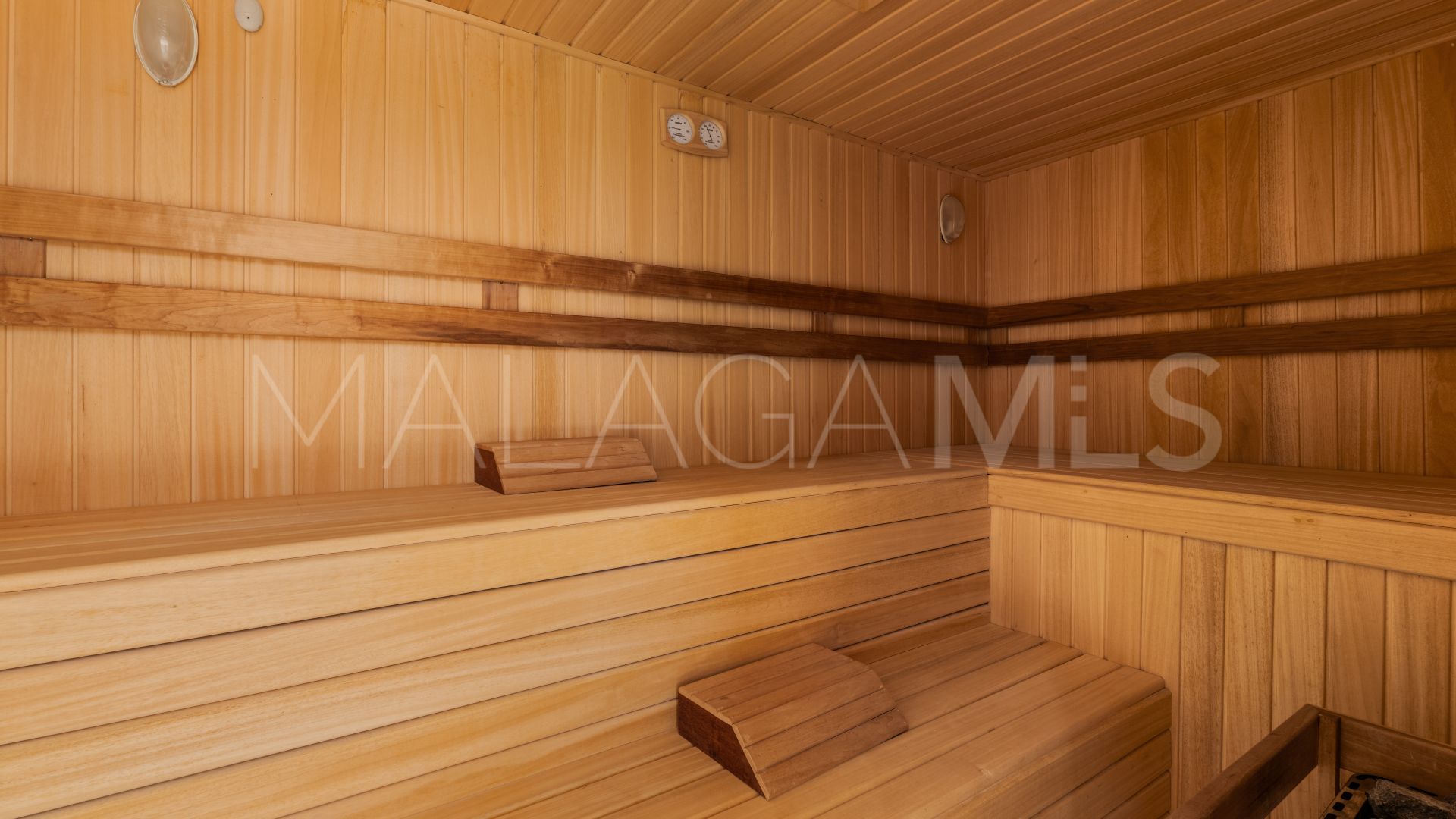 Villa for sale in Sierra Blanca