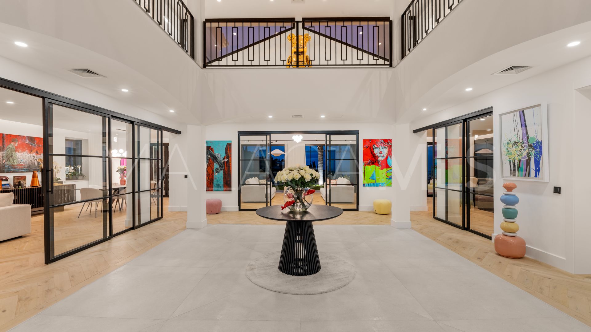 Villa for sale in Monte Halcones