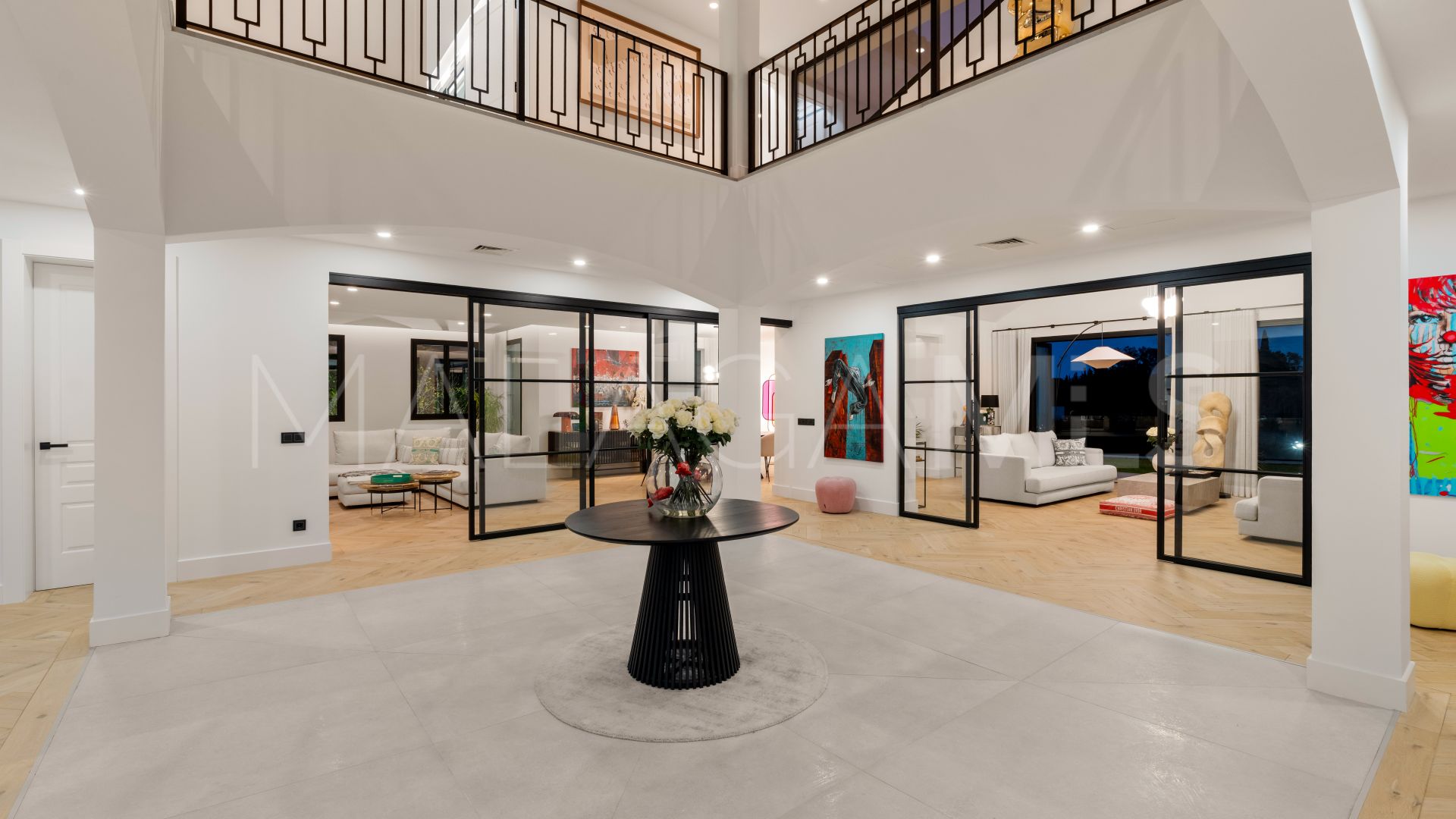 Villa for sale in Monte Halcones