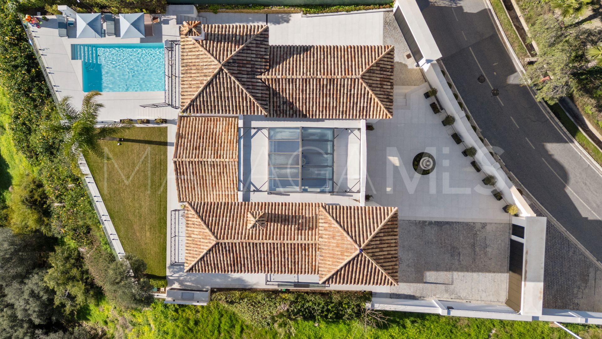 Villa for sale in Monte Halcones