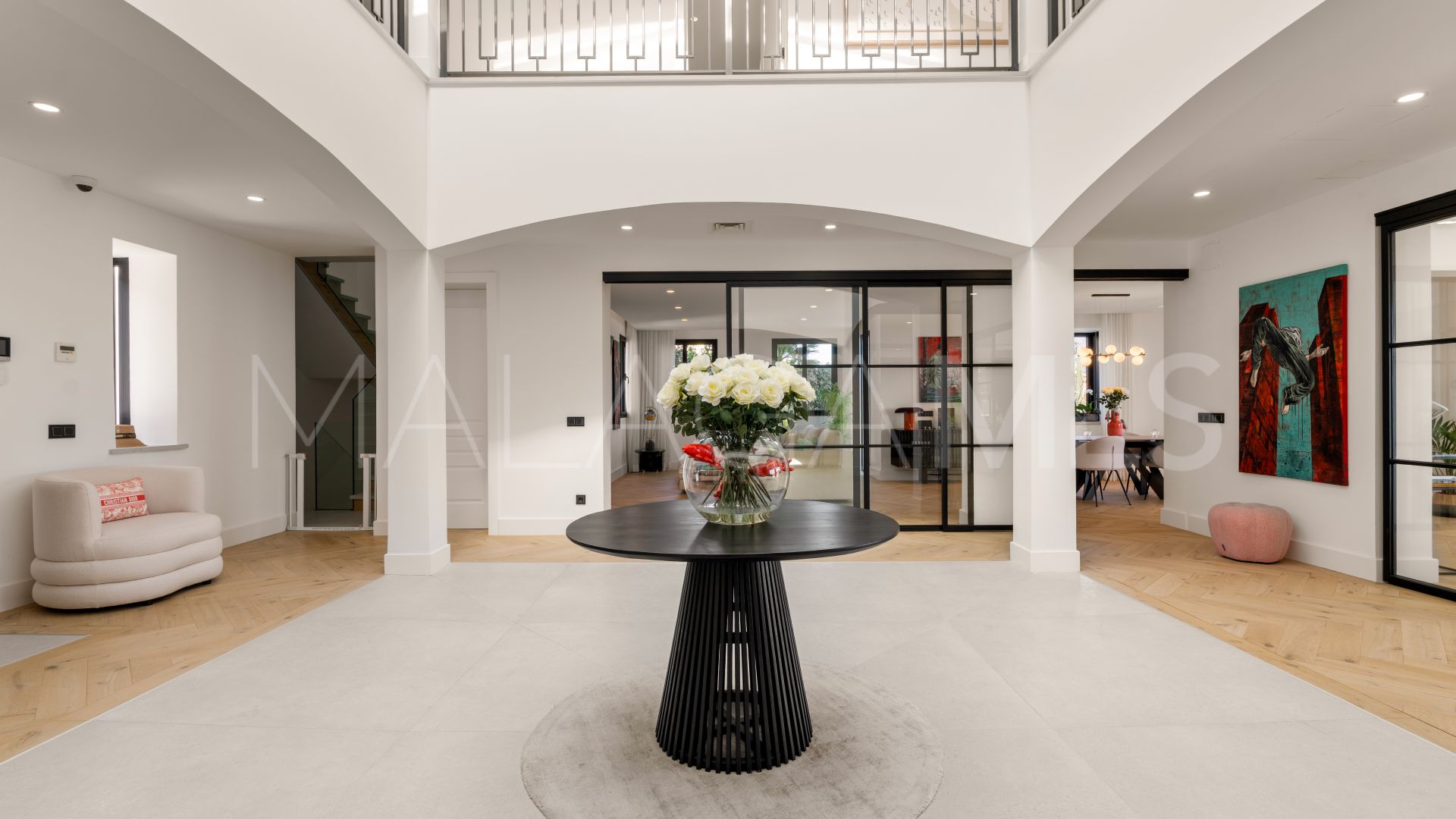 Villa for sale in Monte Halcones