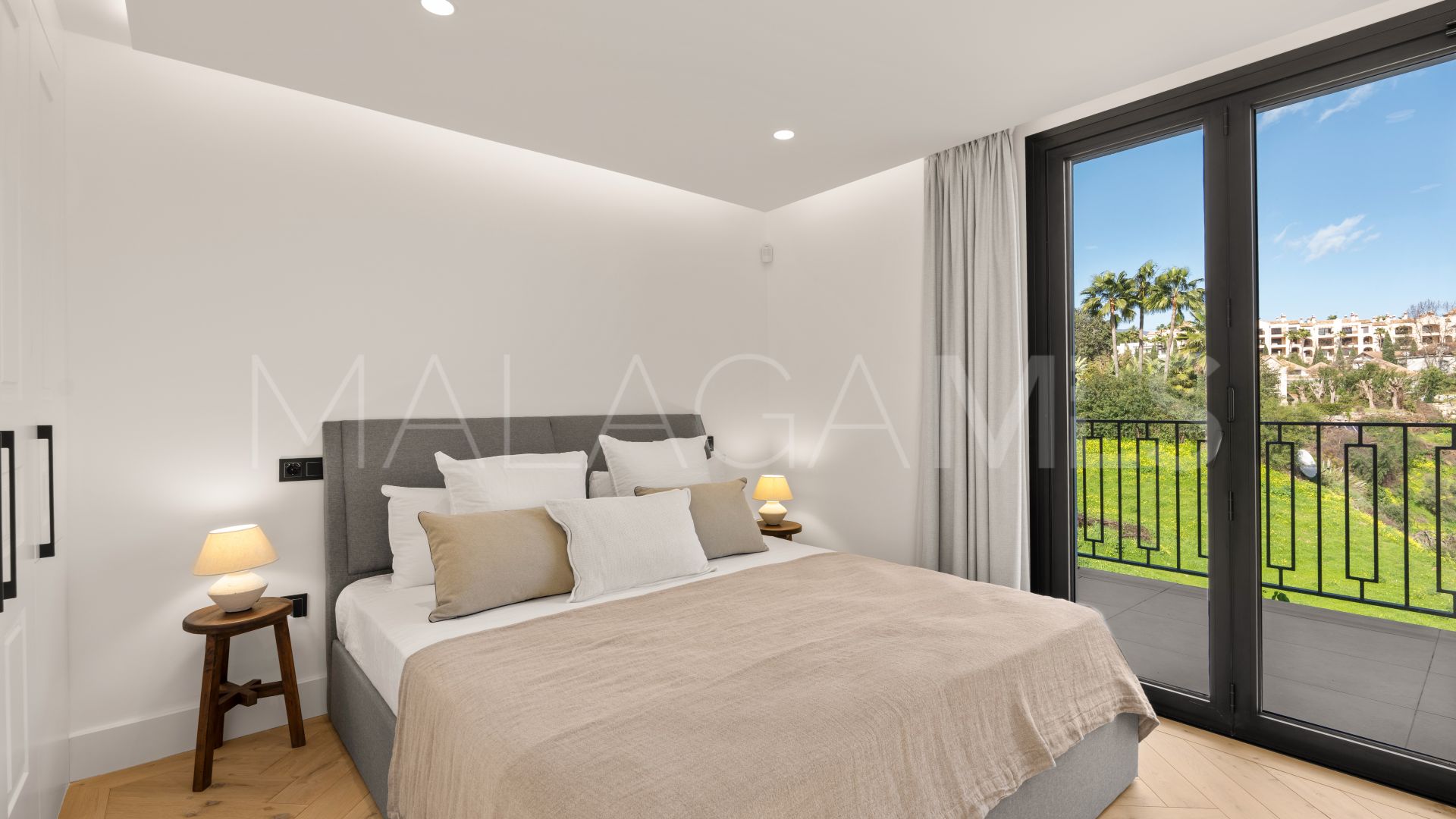 Villa for sale in Monte Halcones