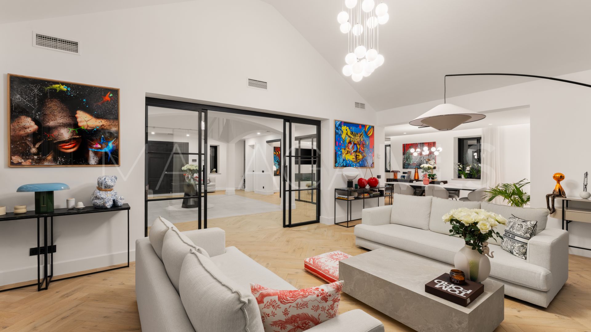 Villa for sale in Monte Halcones