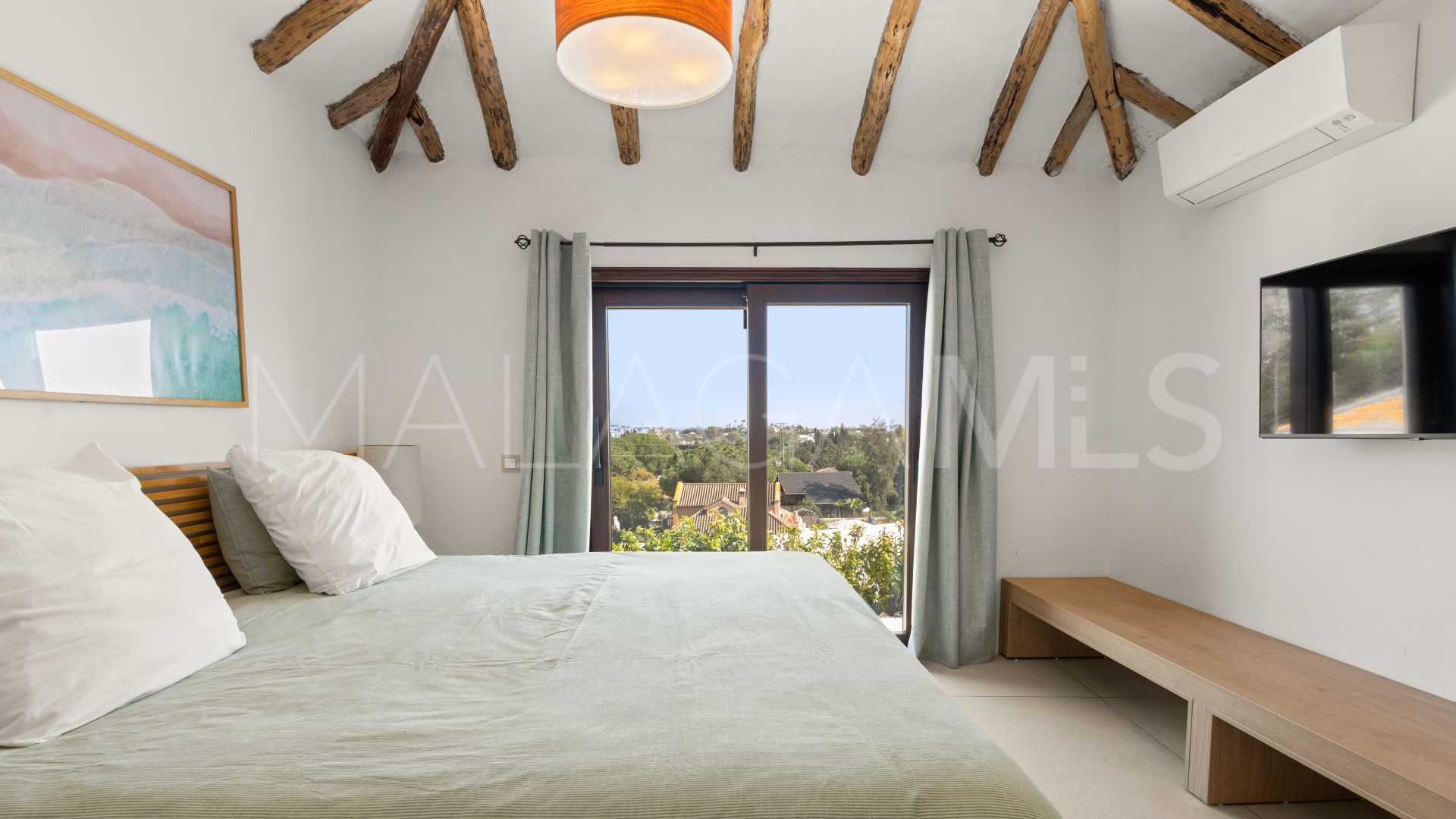 Villa for sale in Guadalmina Alta