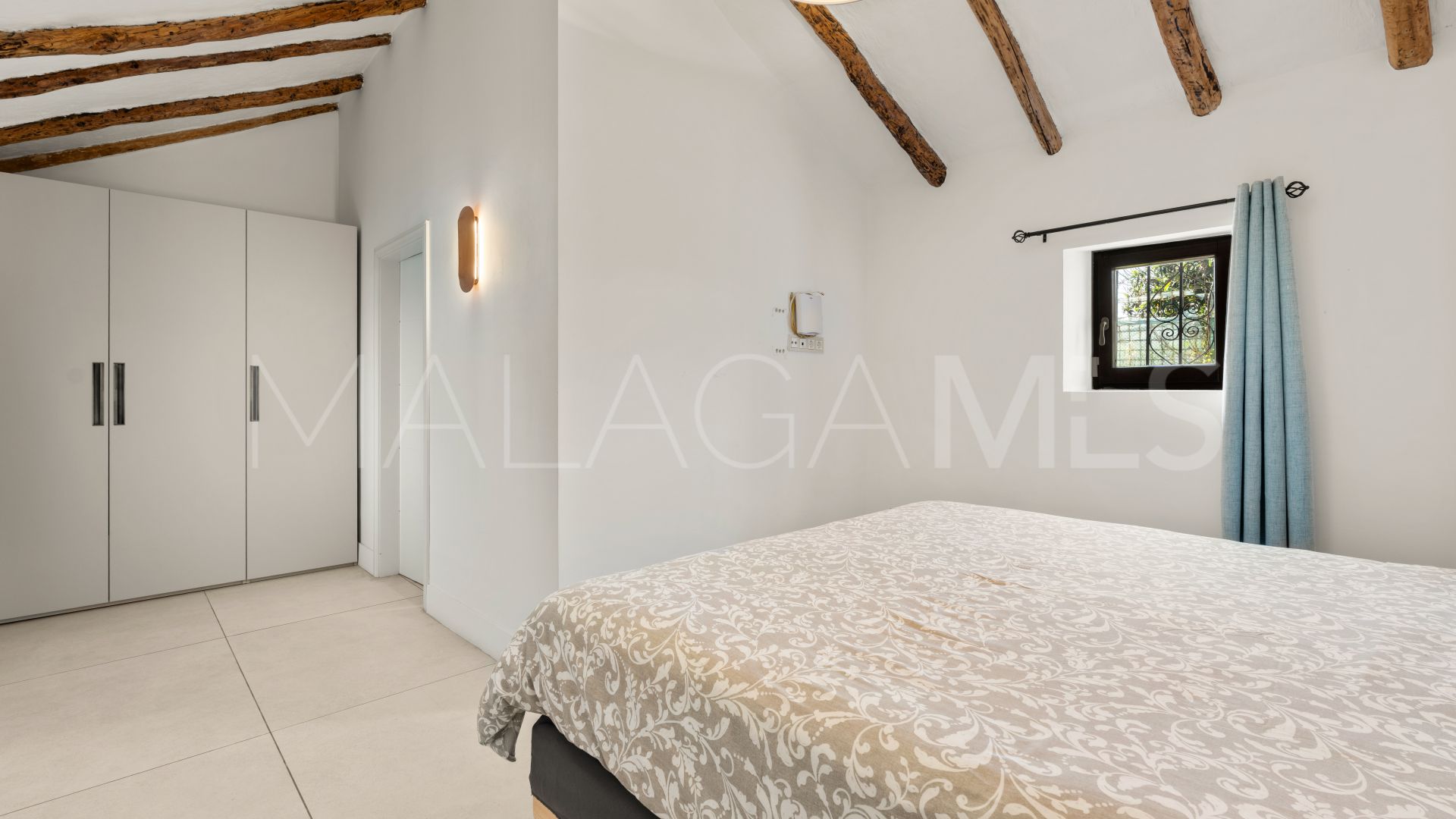 Villa for sale in Guadalmina Alta