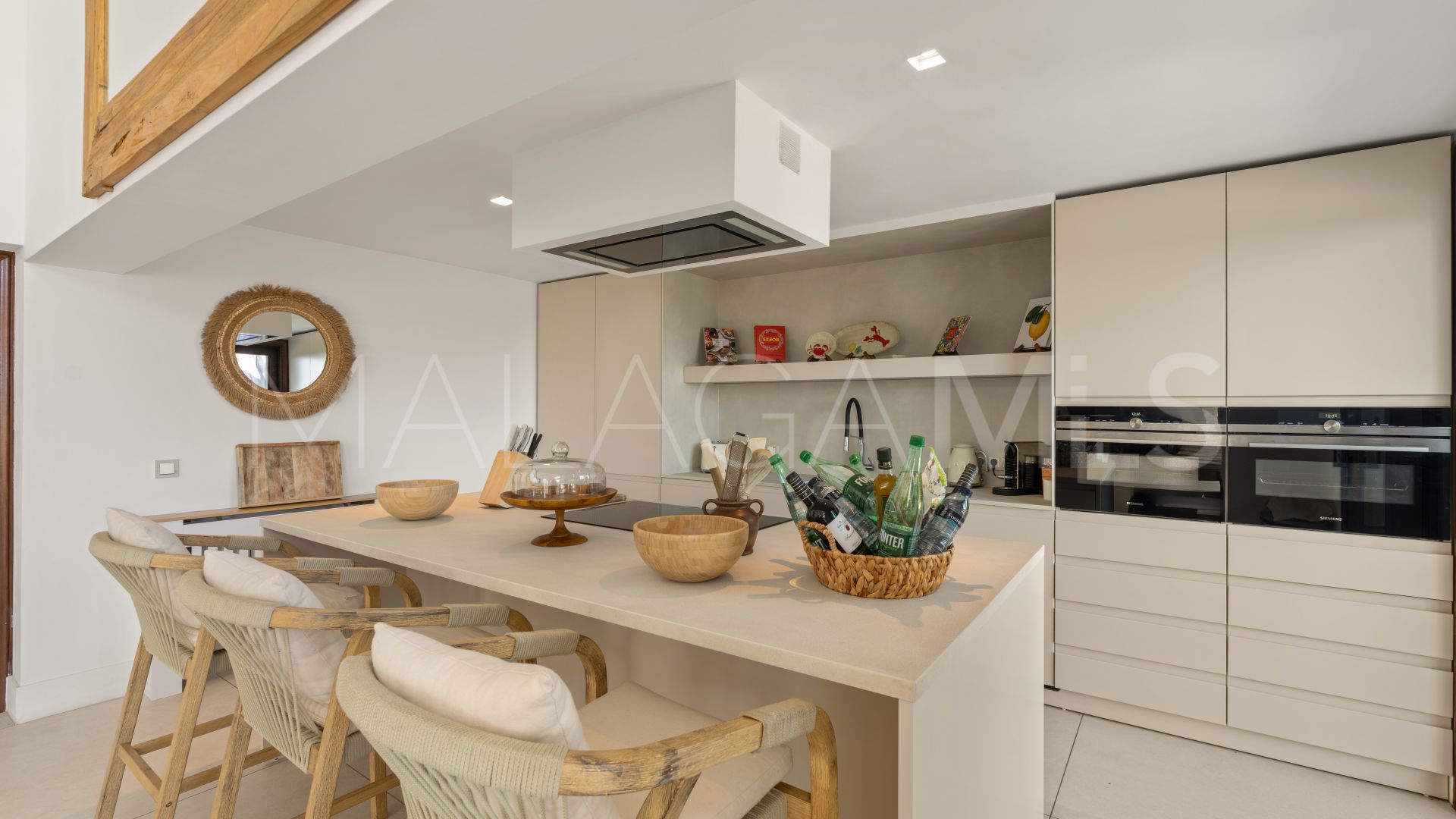 Villa for sale in Guadalmina Alta