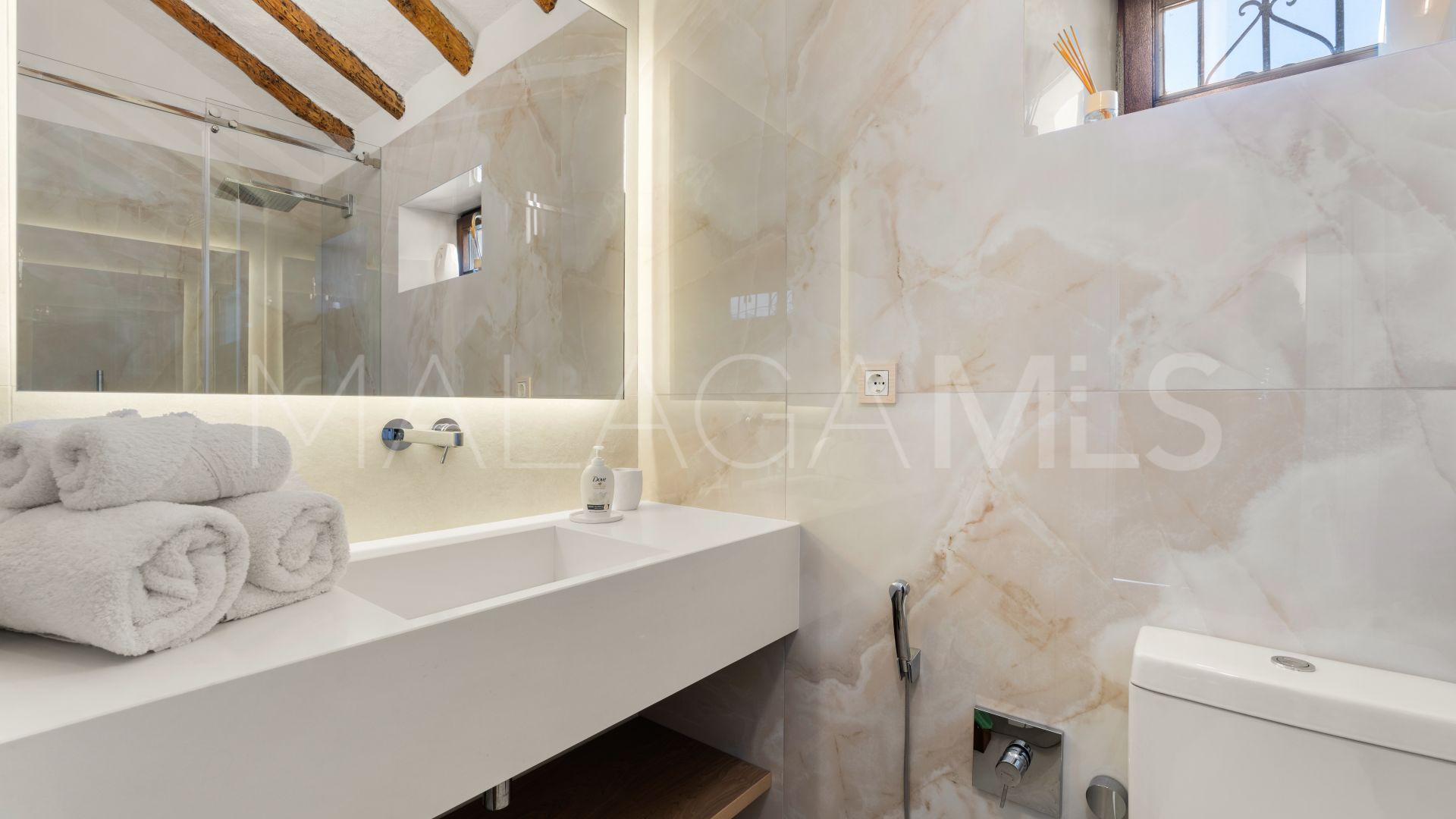 Villa for sale in Guadalmina Alta