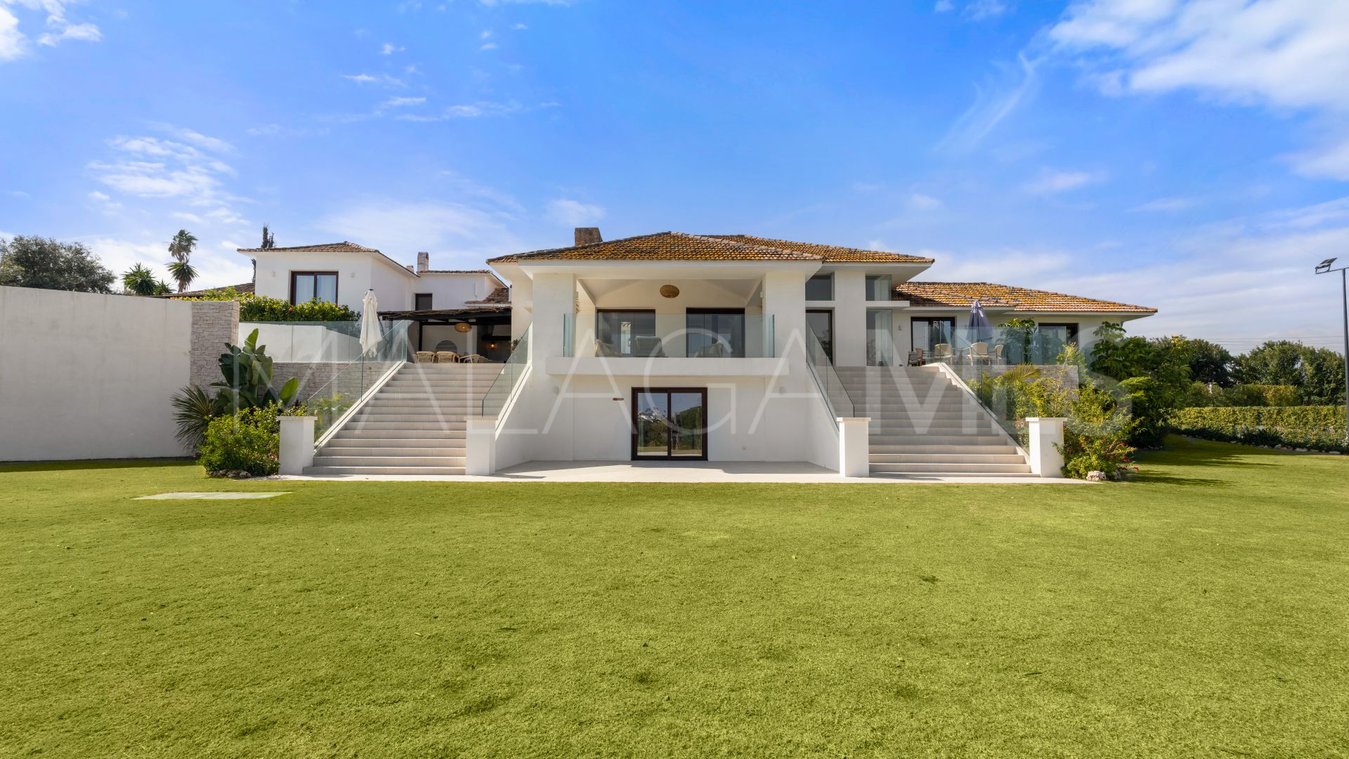 Villa for sale in Guadalmina Alta