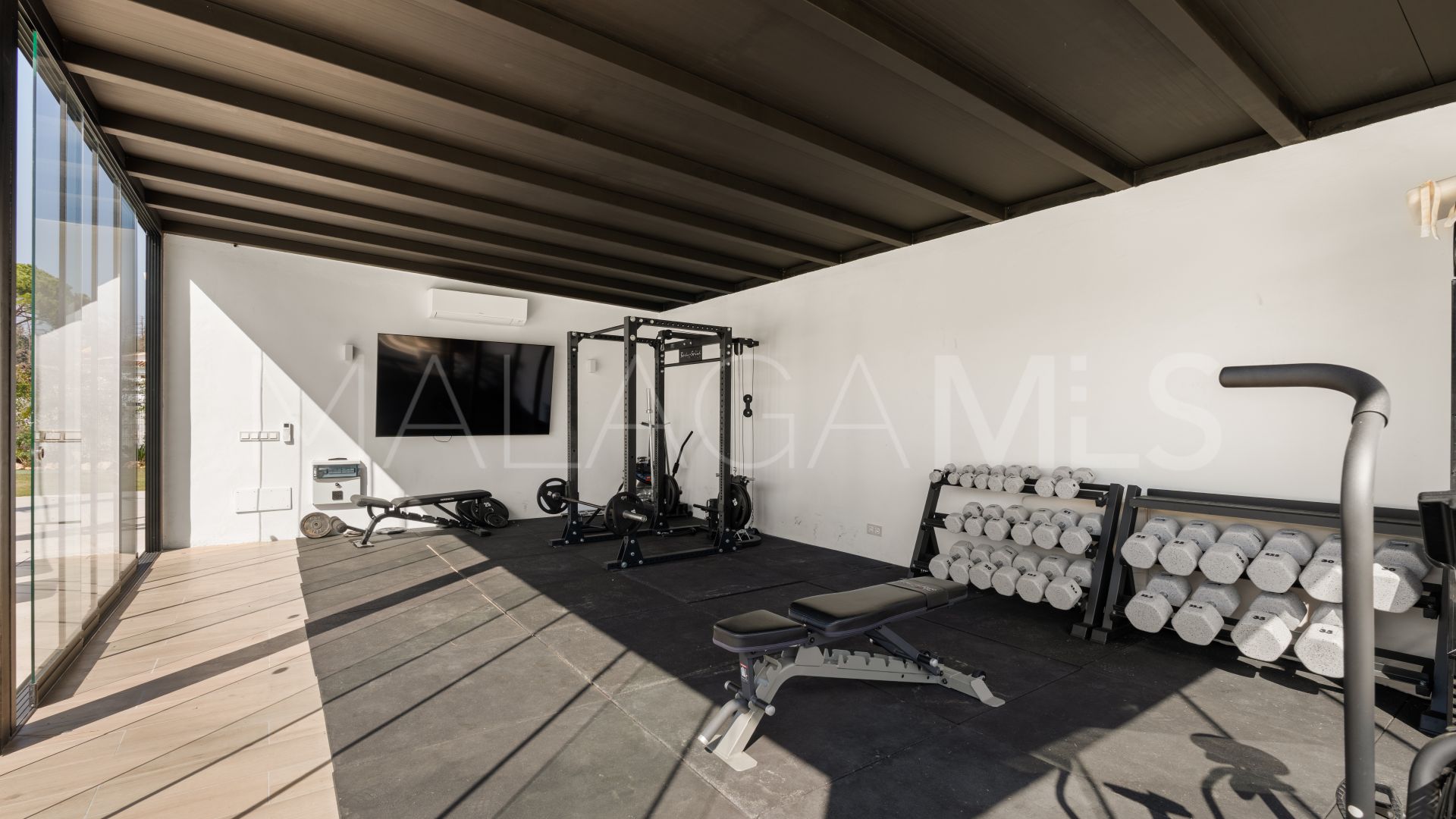 Villa for sale in Guadalmina Alta