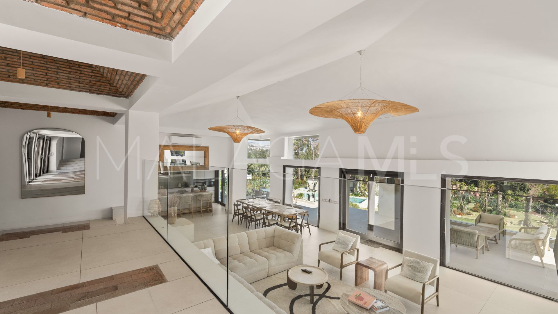 Villa for sale in Guadalmina Alta