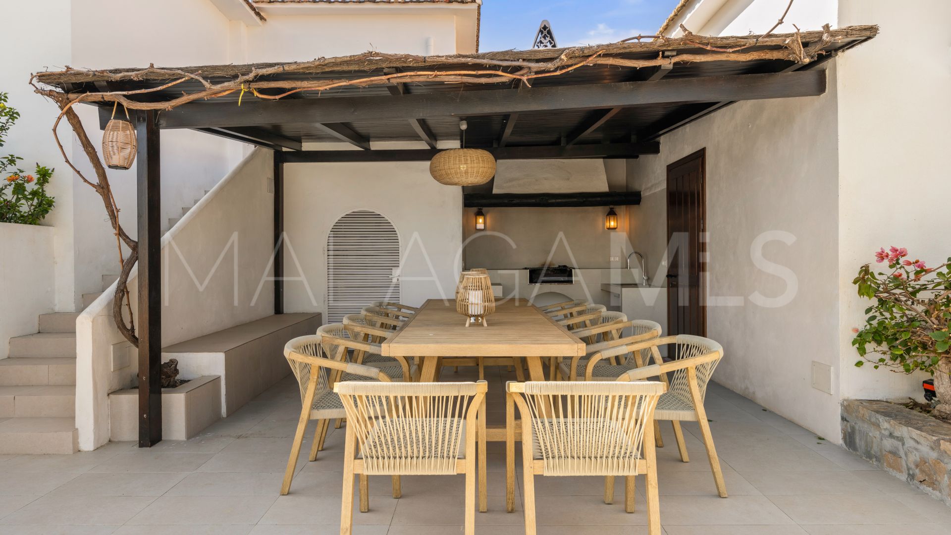 Villa for sale in Guadalmina Alta