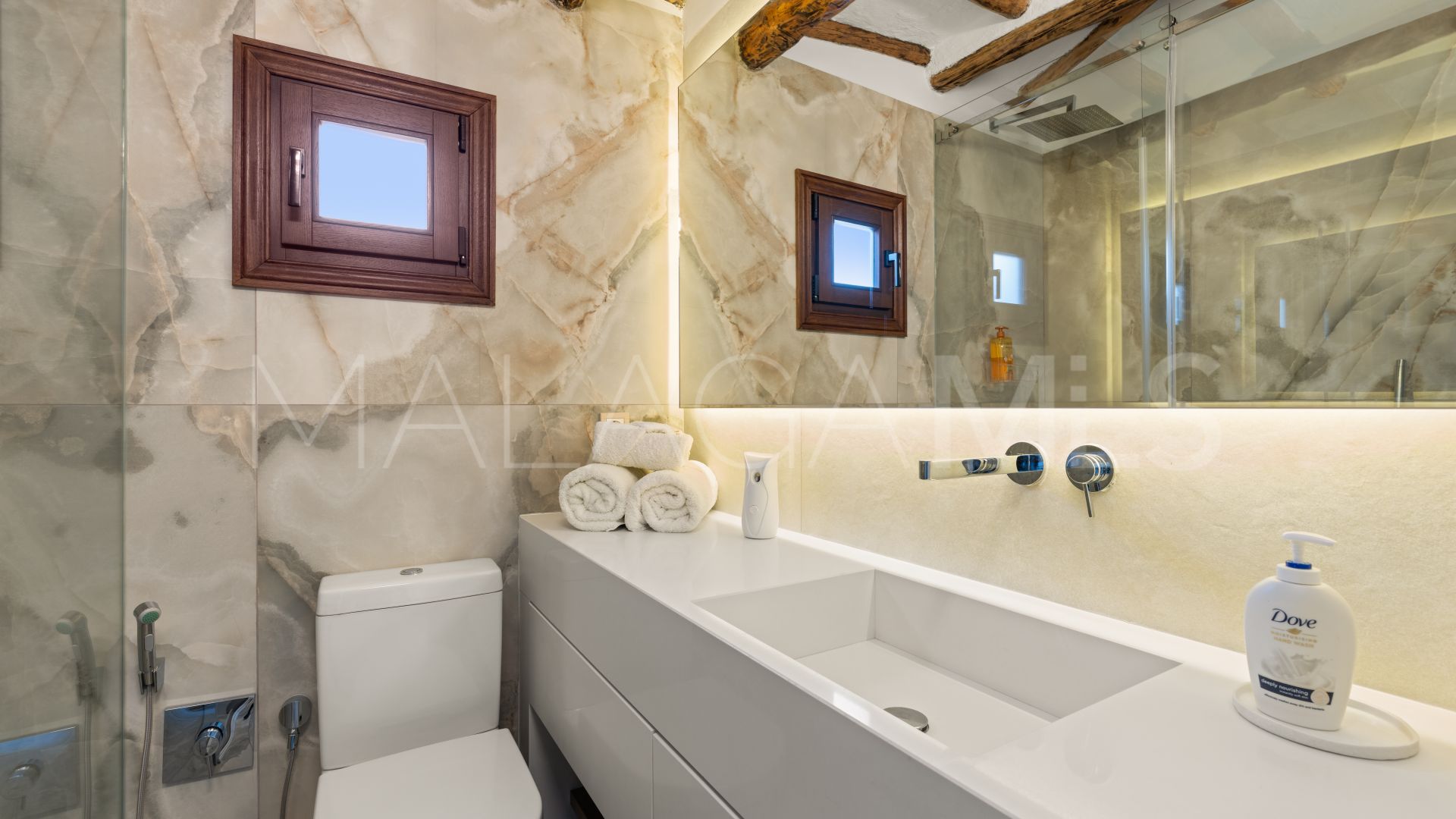 Villa for sale in Guadalmina Alta