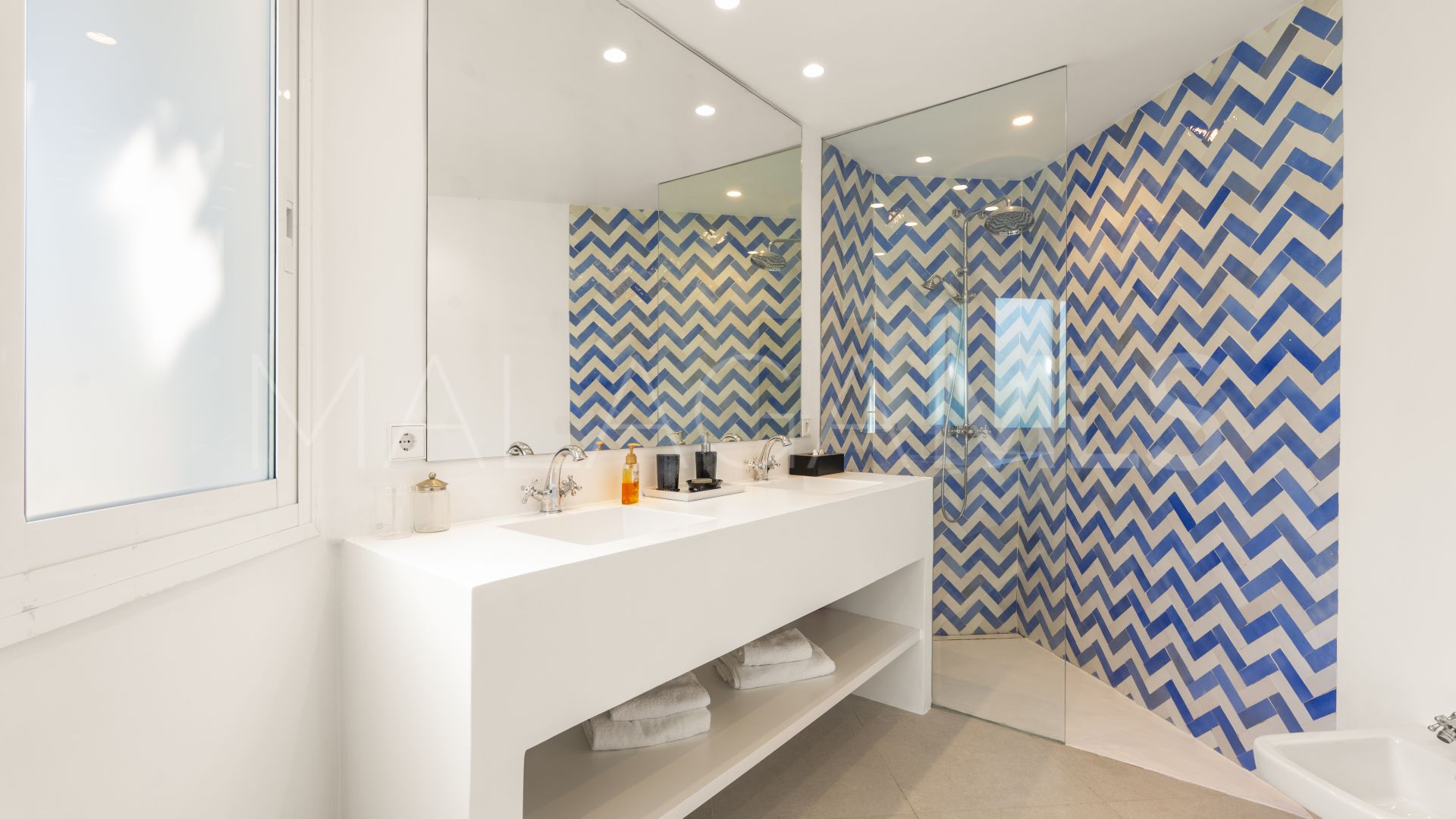 Ground floor apartment for sale in Golden Beach