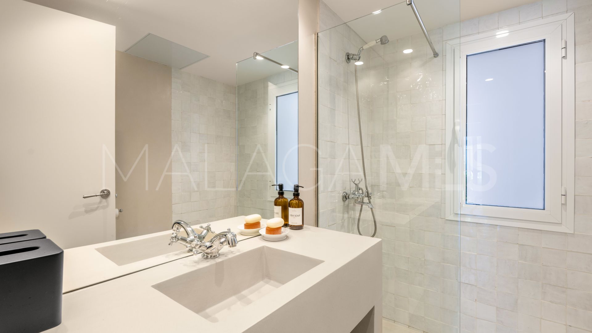 Ground floor apartment for sale in Golden Beach