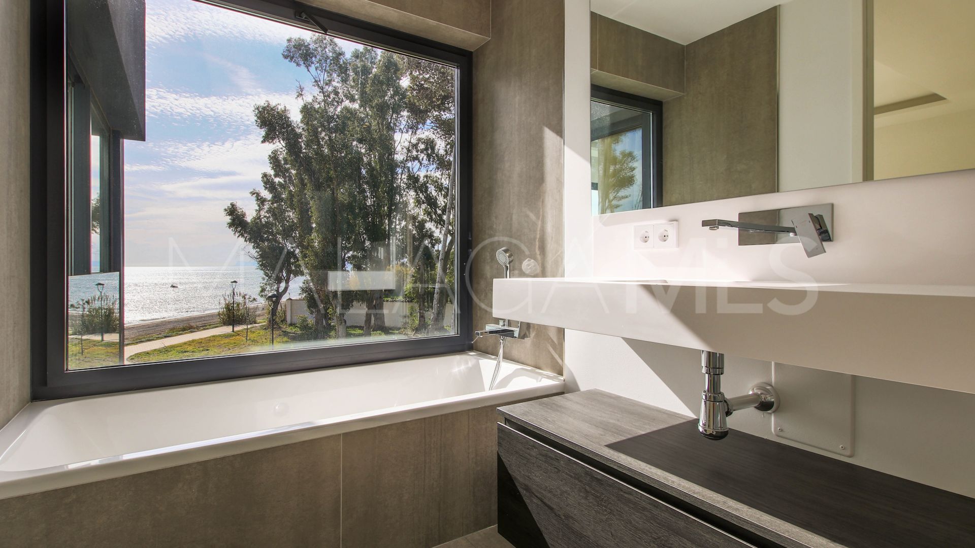 Reihenhaus for sale in Estepona