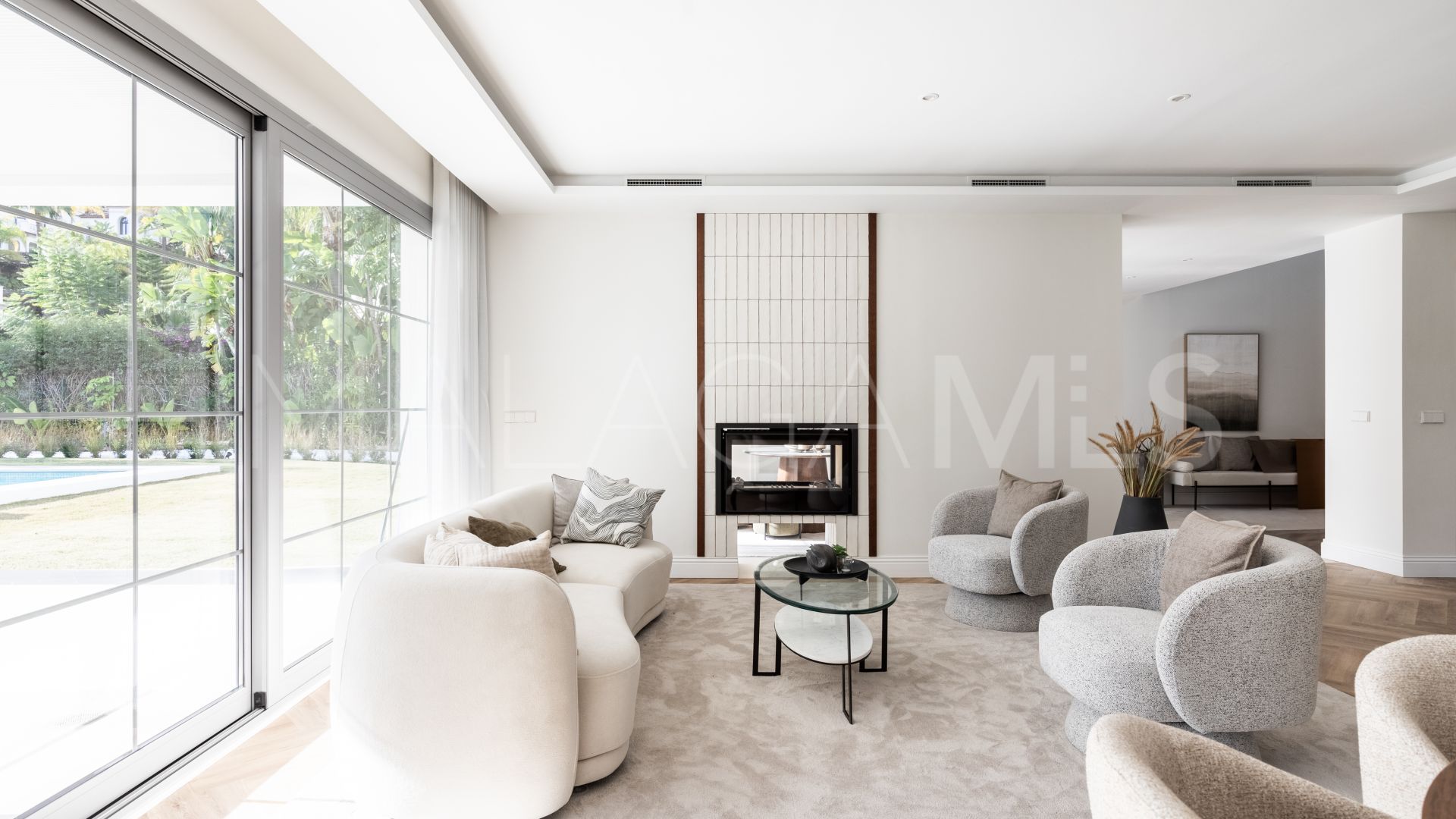 Villa for sale in Los Arqueros with 4 bedrooms