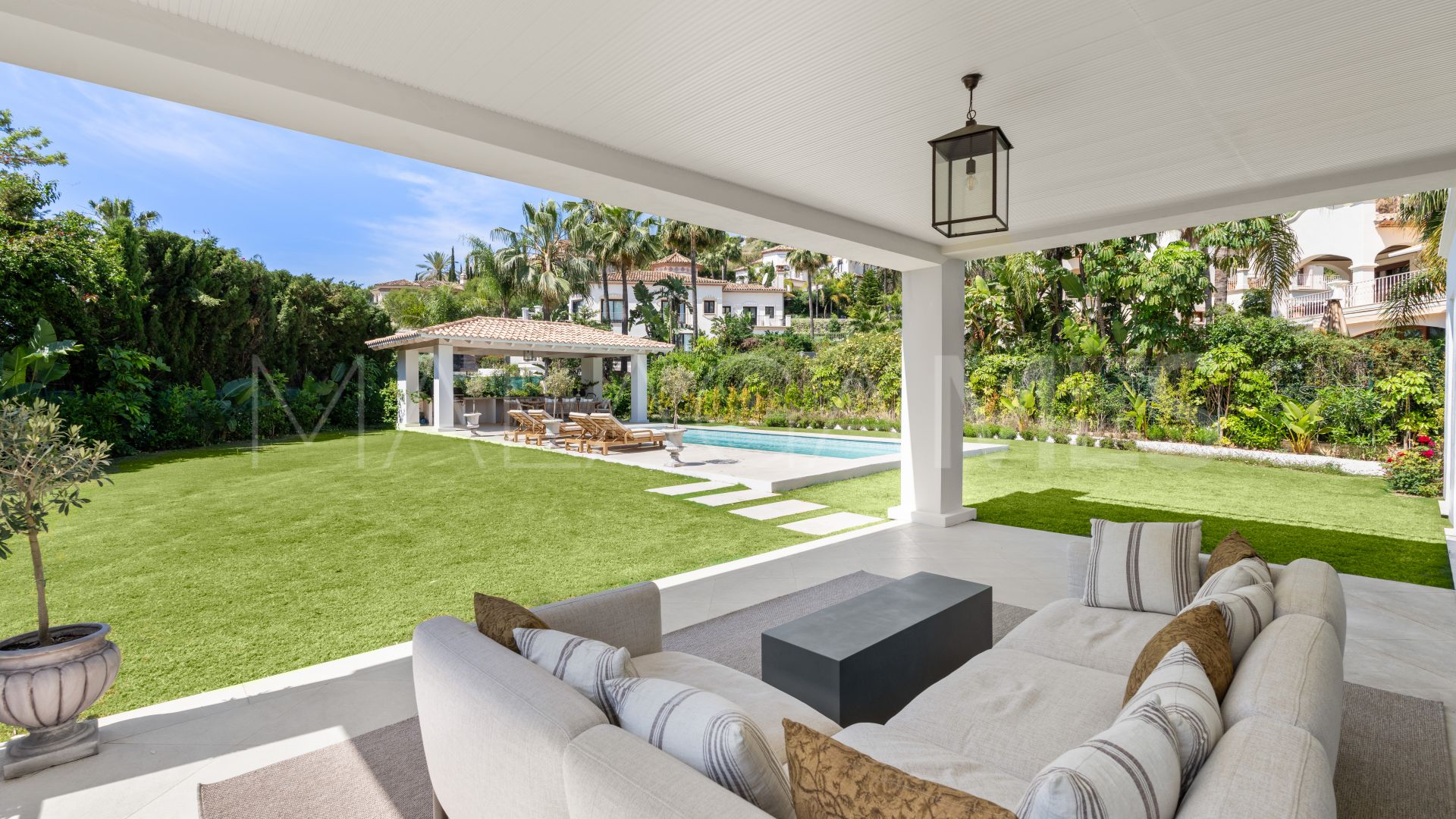 Villa for sale in Los Arqueros