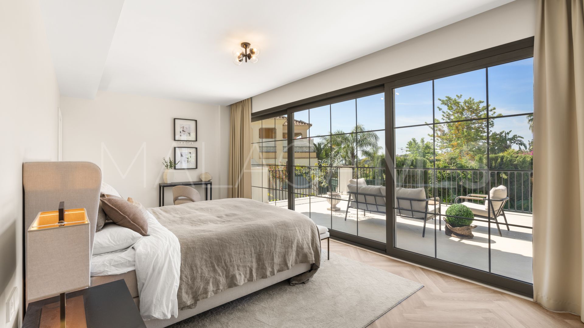 Villa for sale in Los Arqueros