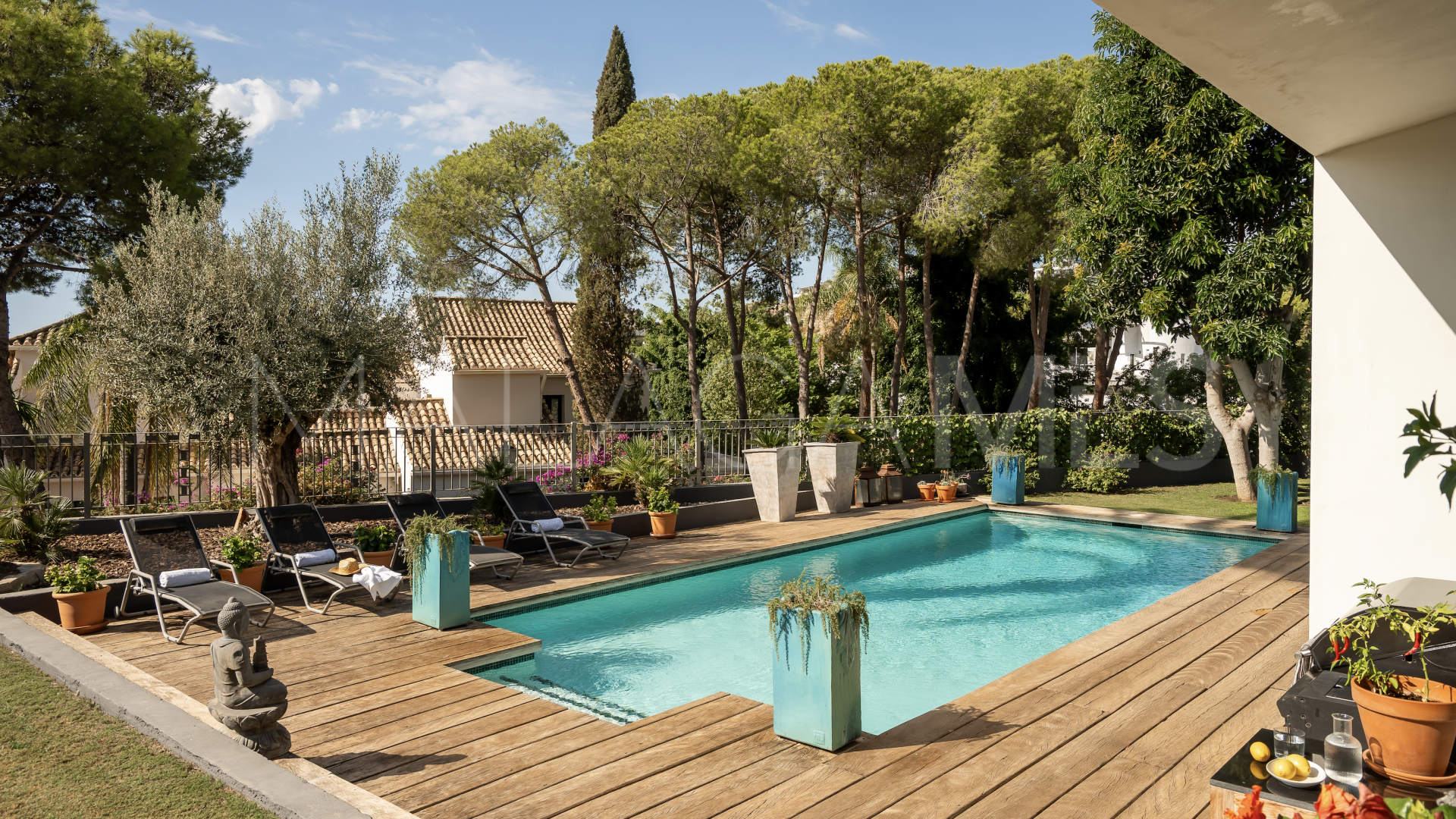 Villa for sale in Paraiso Alto