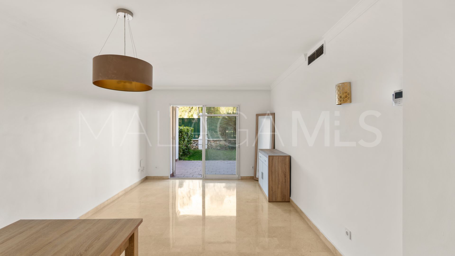 Erdgeschosswohnung for sale in Aloha Gardens