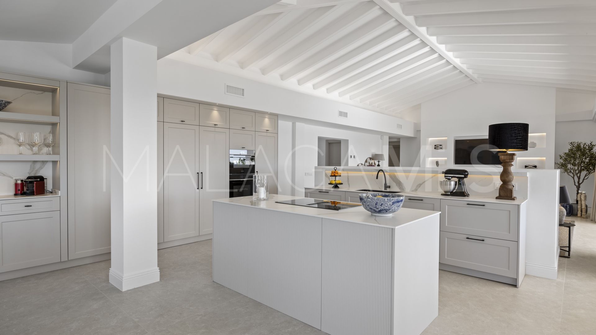 Villa for sale in Paraiso Alto