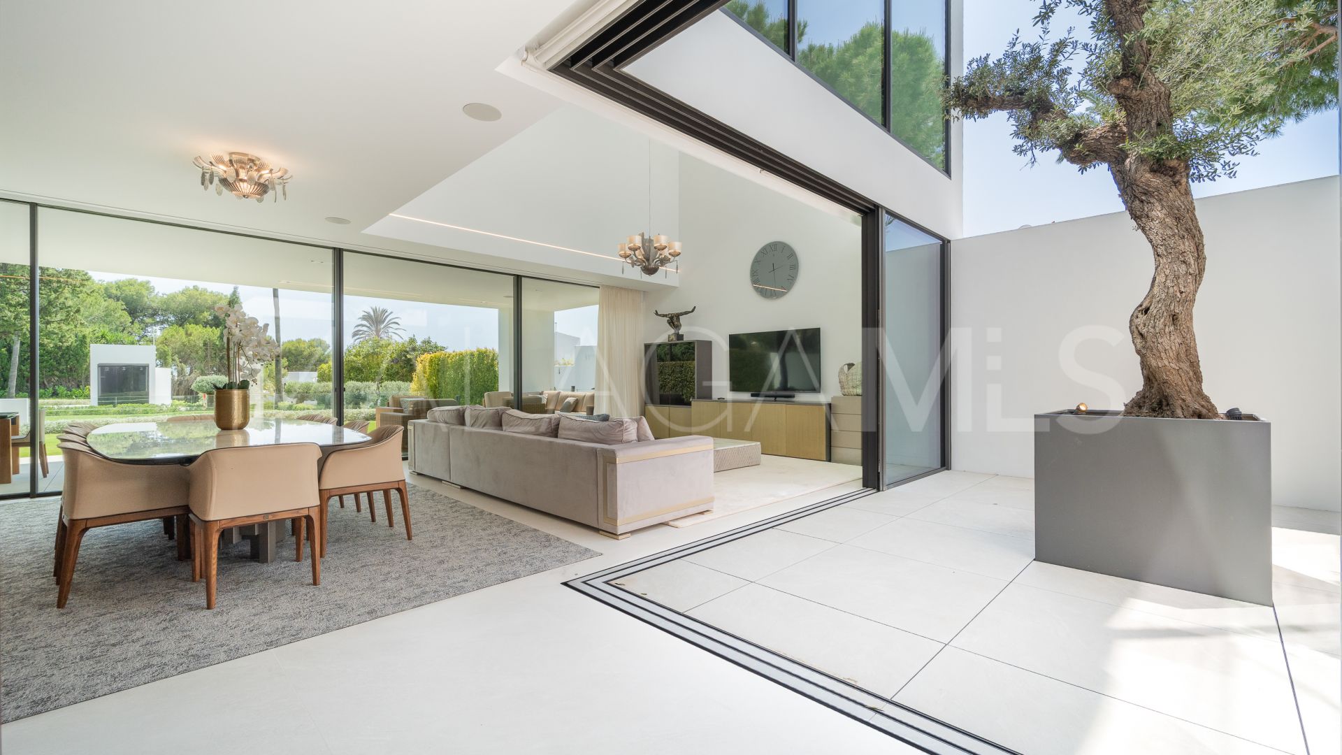 Semi detached house for sale in Atalaya de Rio Verde