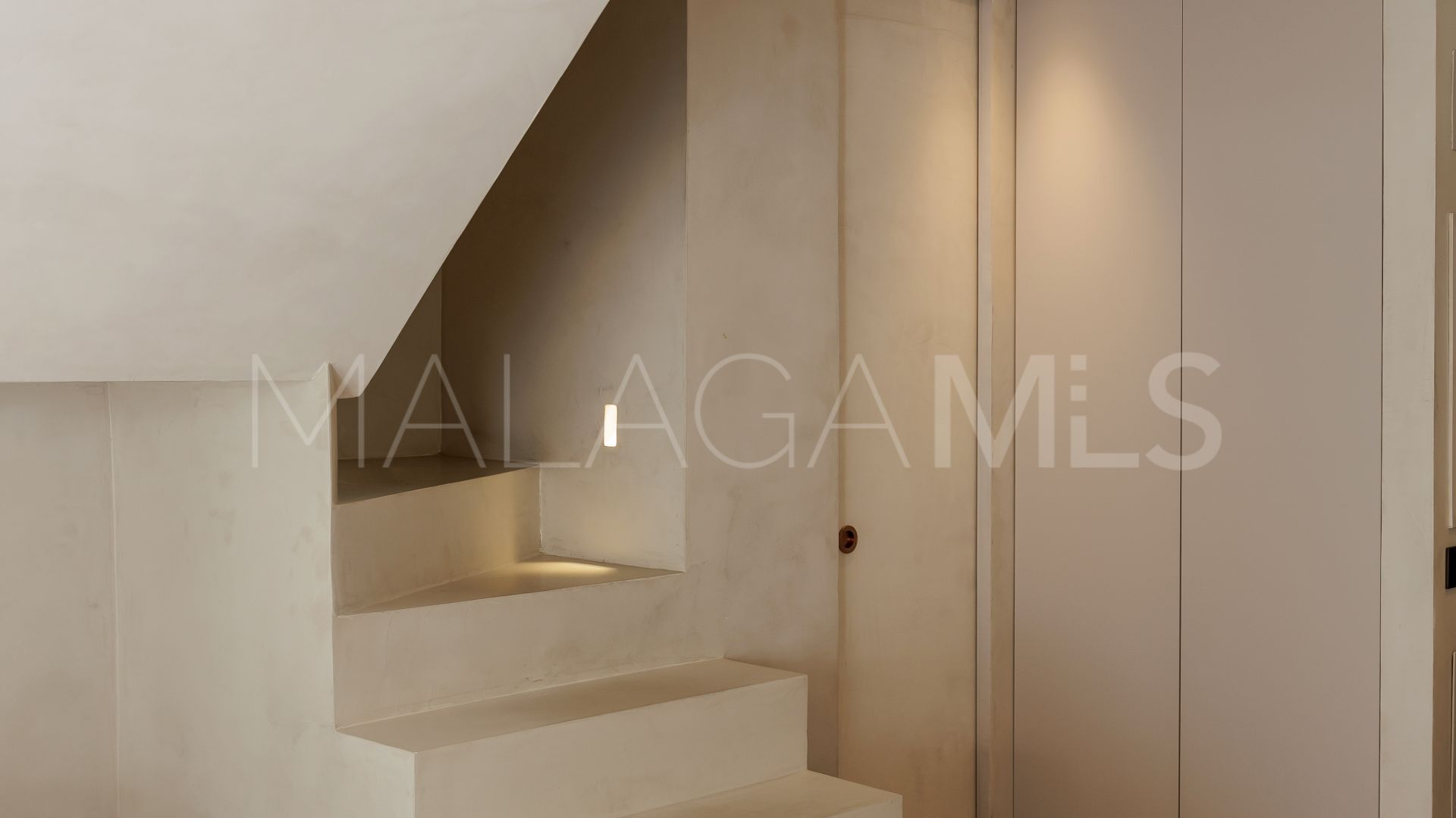 El Naranjal town house for sale