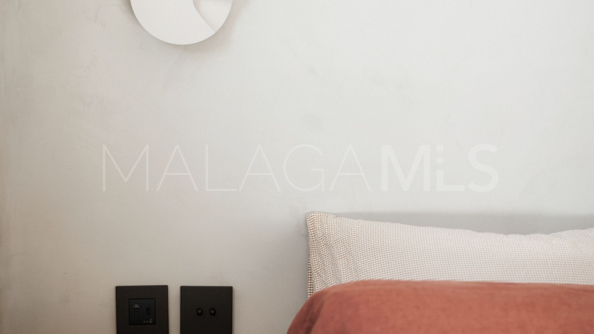 El Naranjal town house for sale