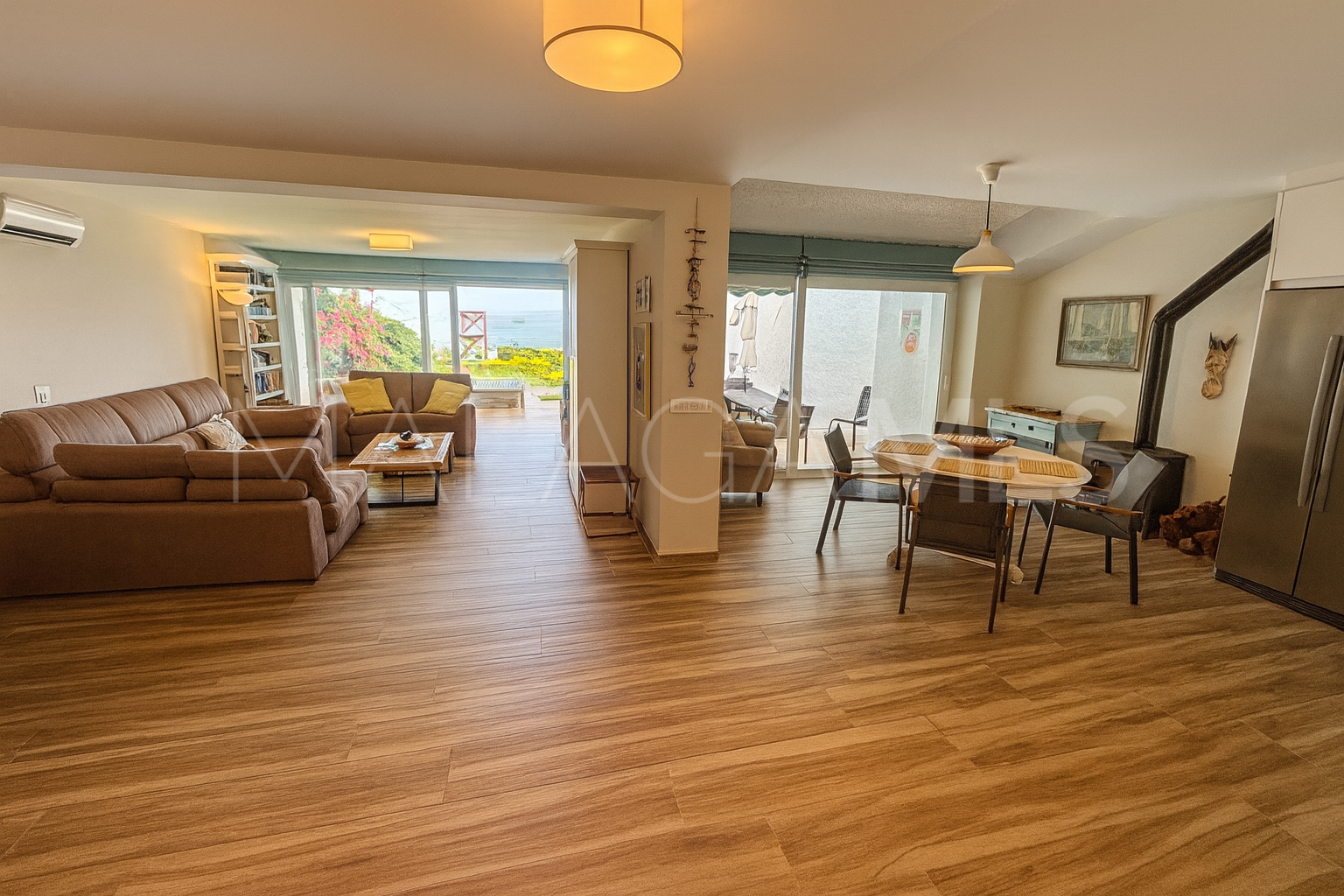 Parvilla for sale in Estepona