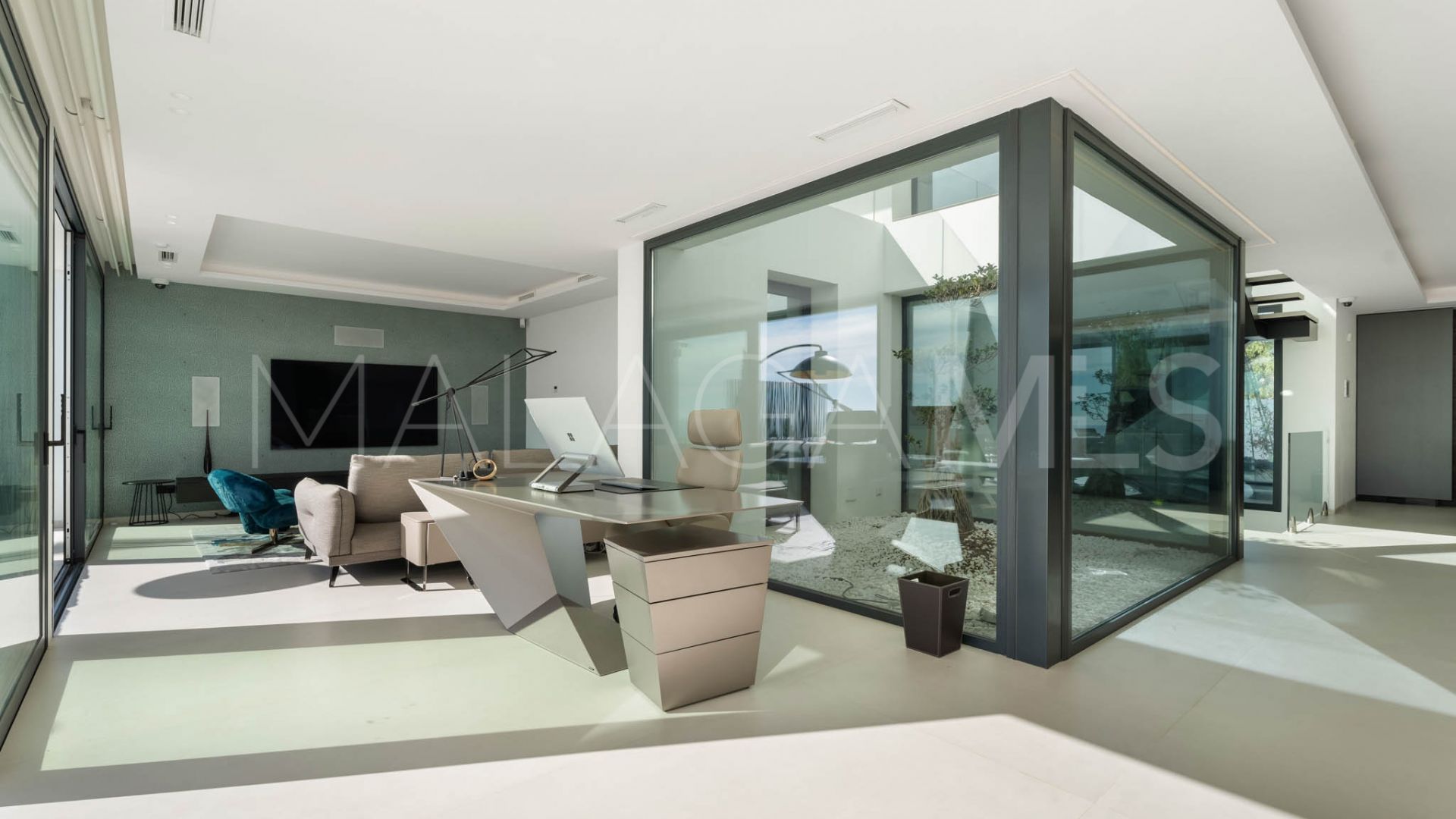 Villa for sale de 6 bedrooms in Paraiso Alto