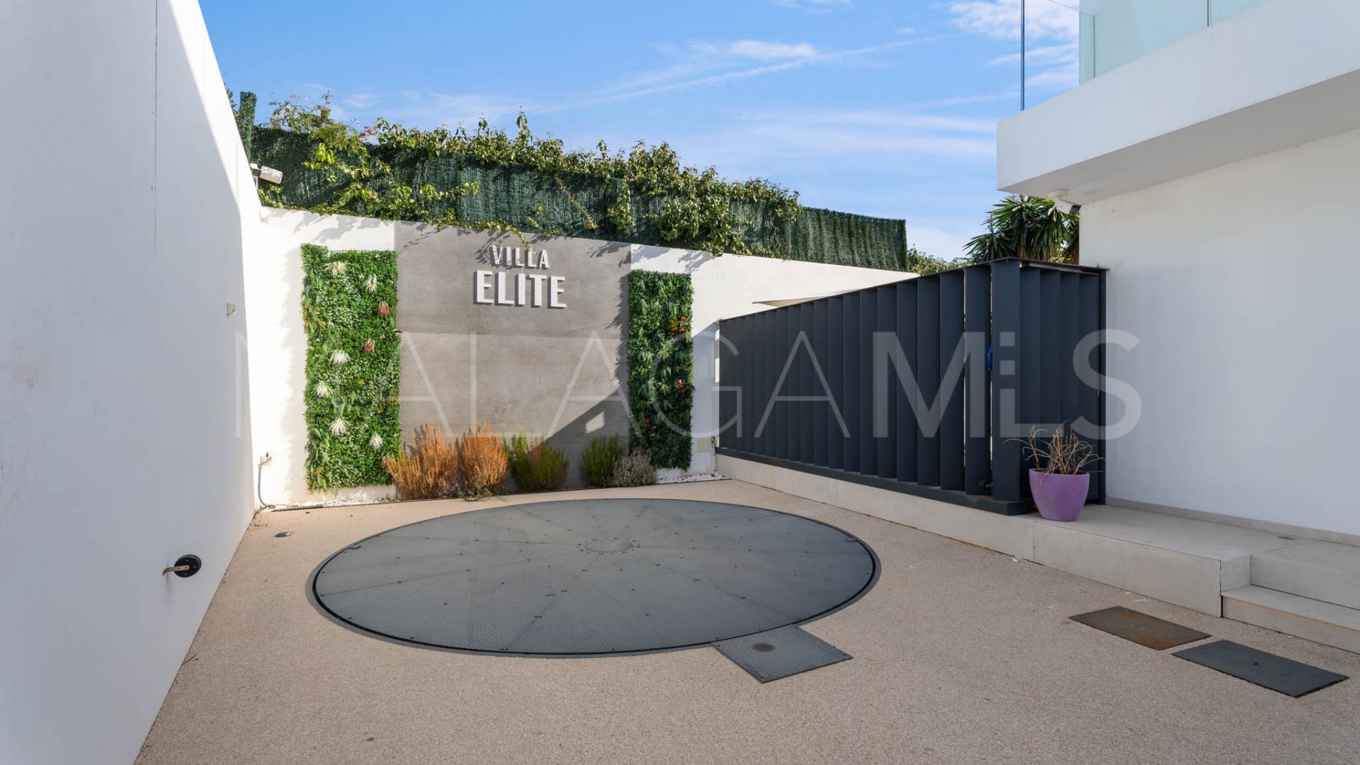 Villa for sale de 6 bedrooms in Paraiso Alto