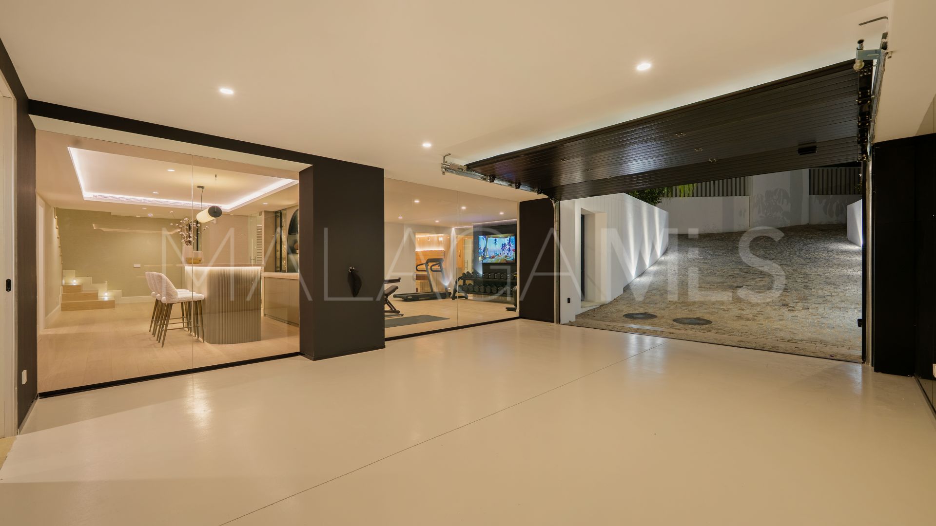 Villa for sale in El Herrojo