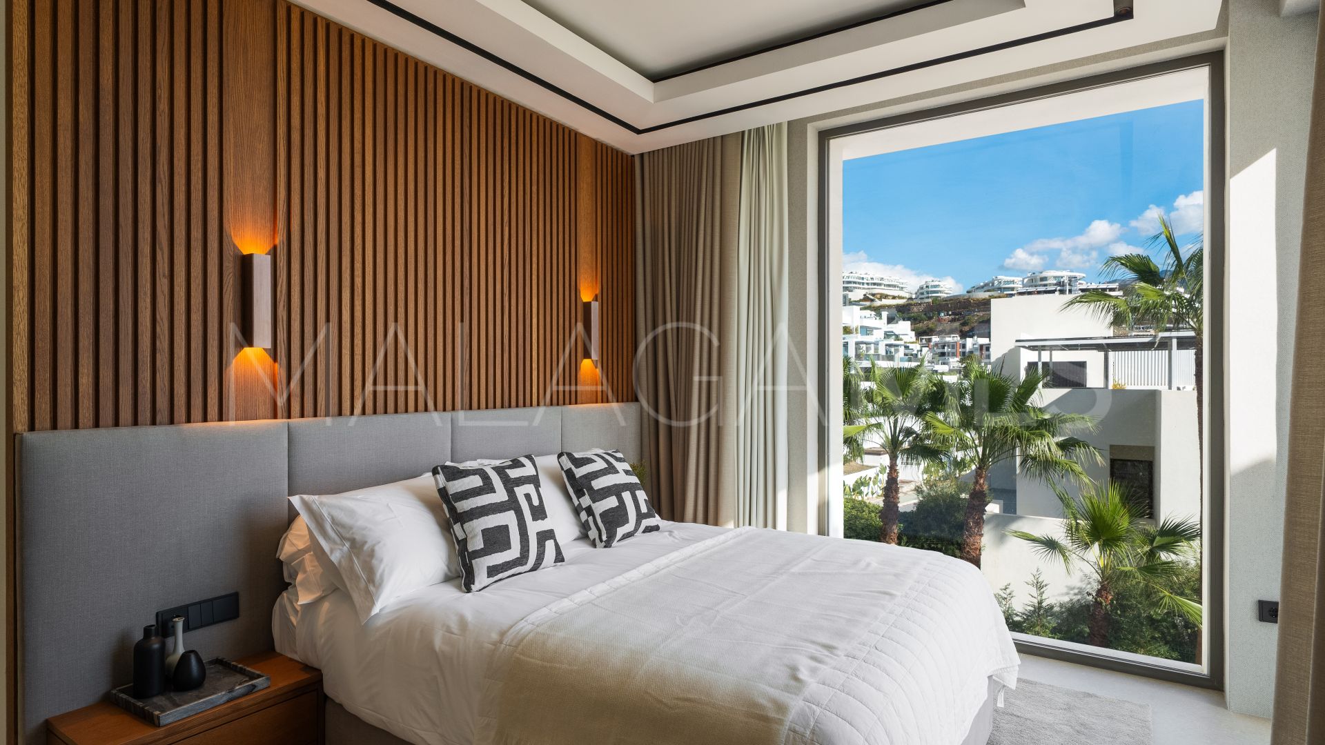 6 bedrooms La Quinta villa for sale