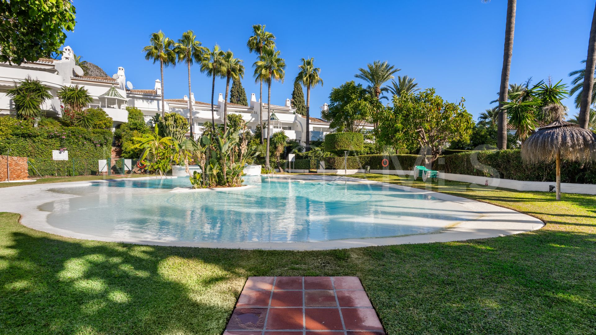 Maison de ville for sale in Sierra Blanca