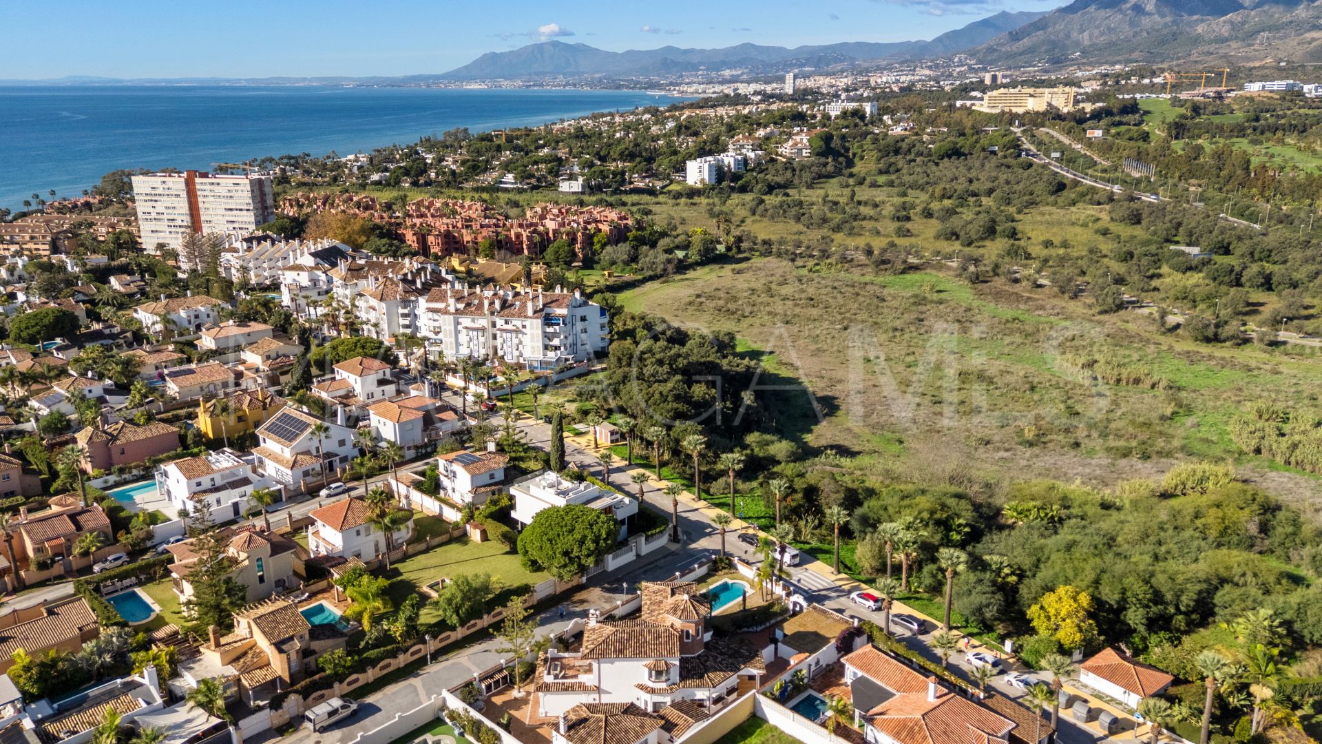 For sale villa in Las Chapas