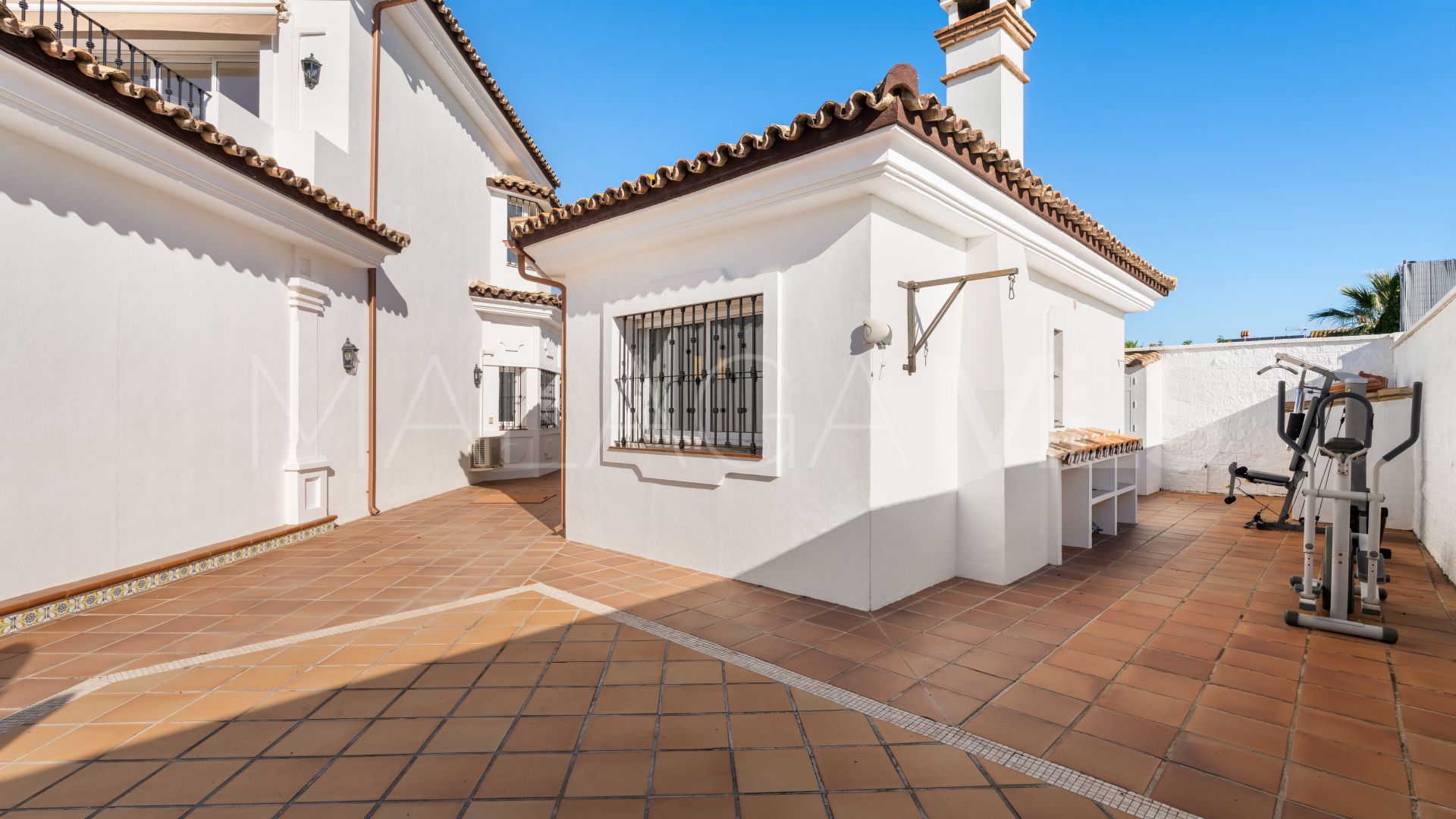 For sale villa in Las Chapas
