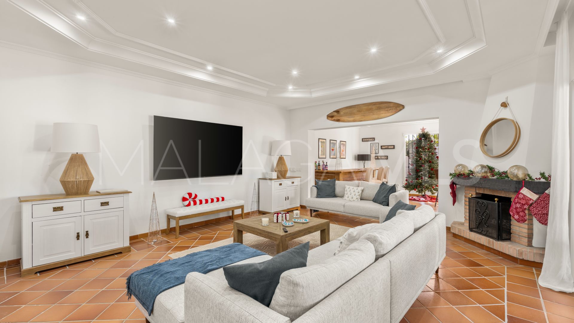 For sale villa in Las Chapas