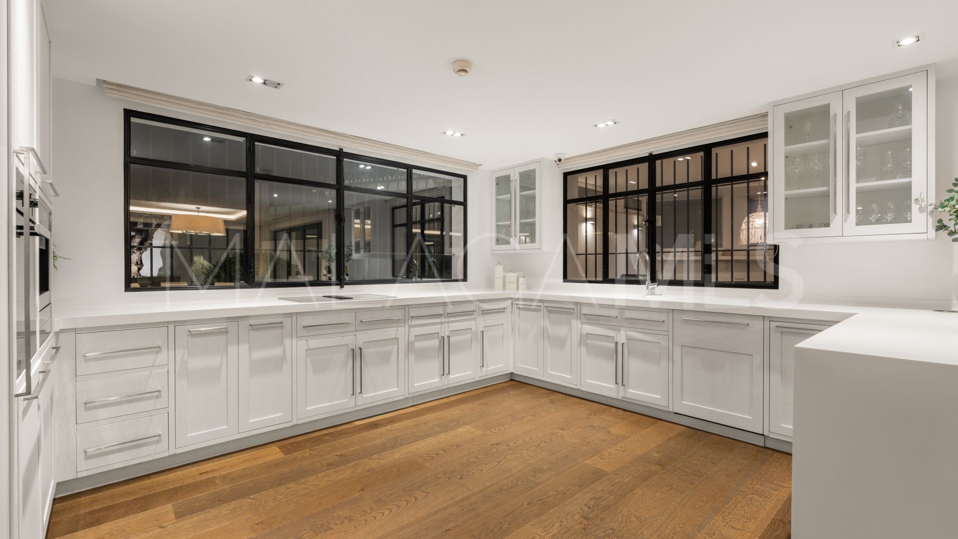 Villa for sale in Los Naranjos