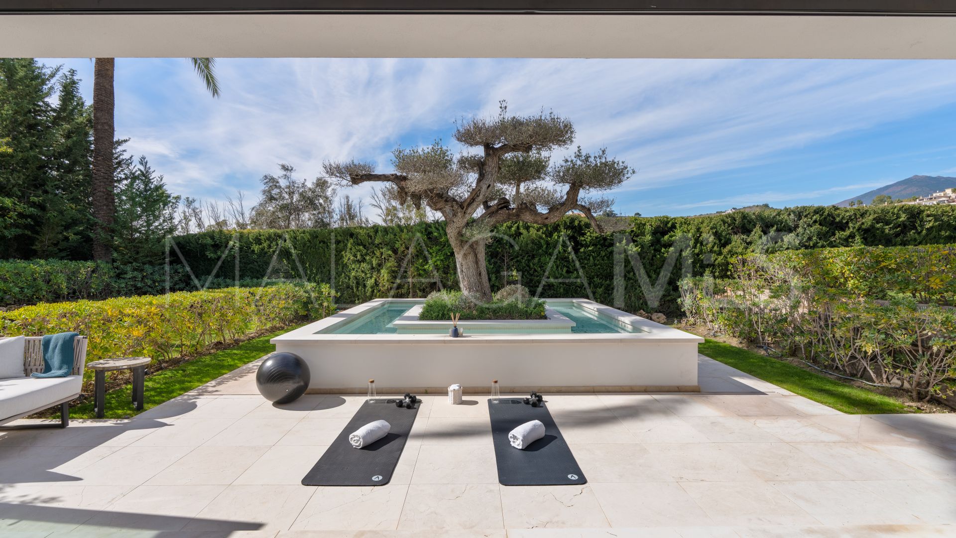 Villa for sale in Los Naranjos