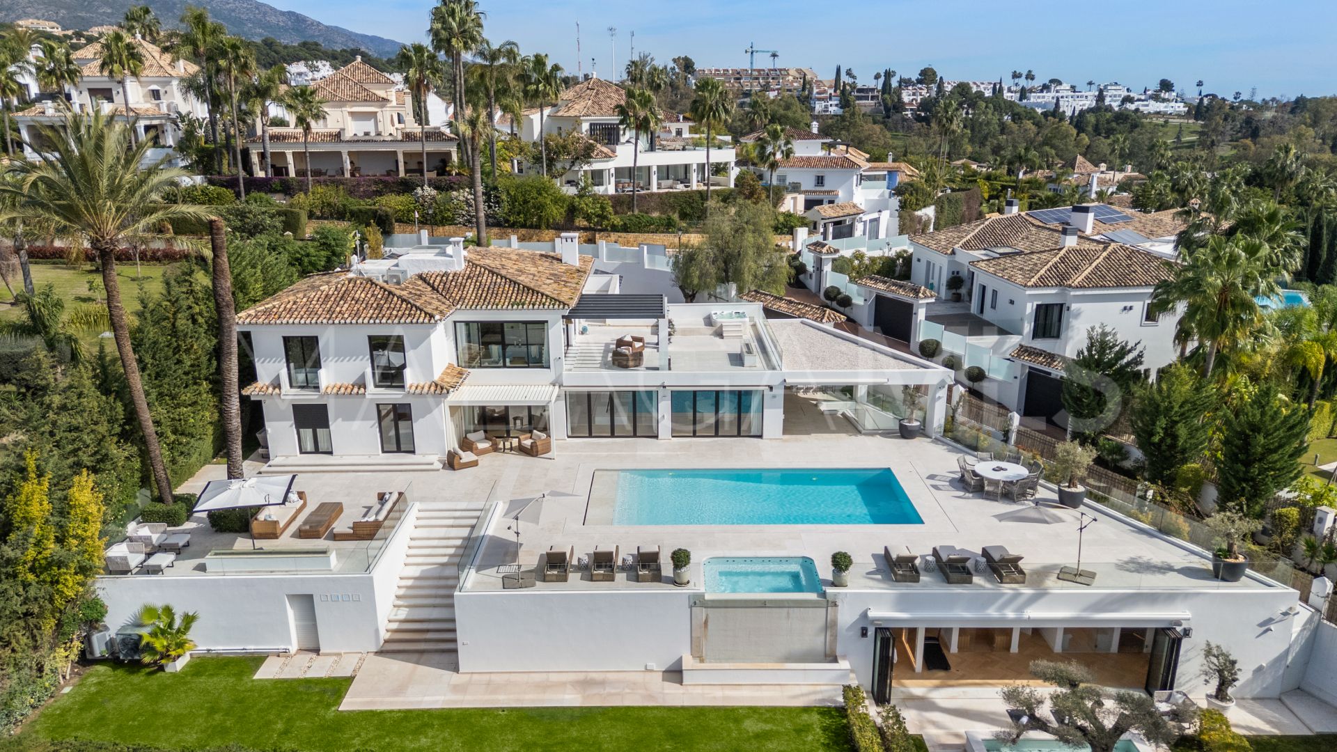 Villa for sale in Los Naranjos