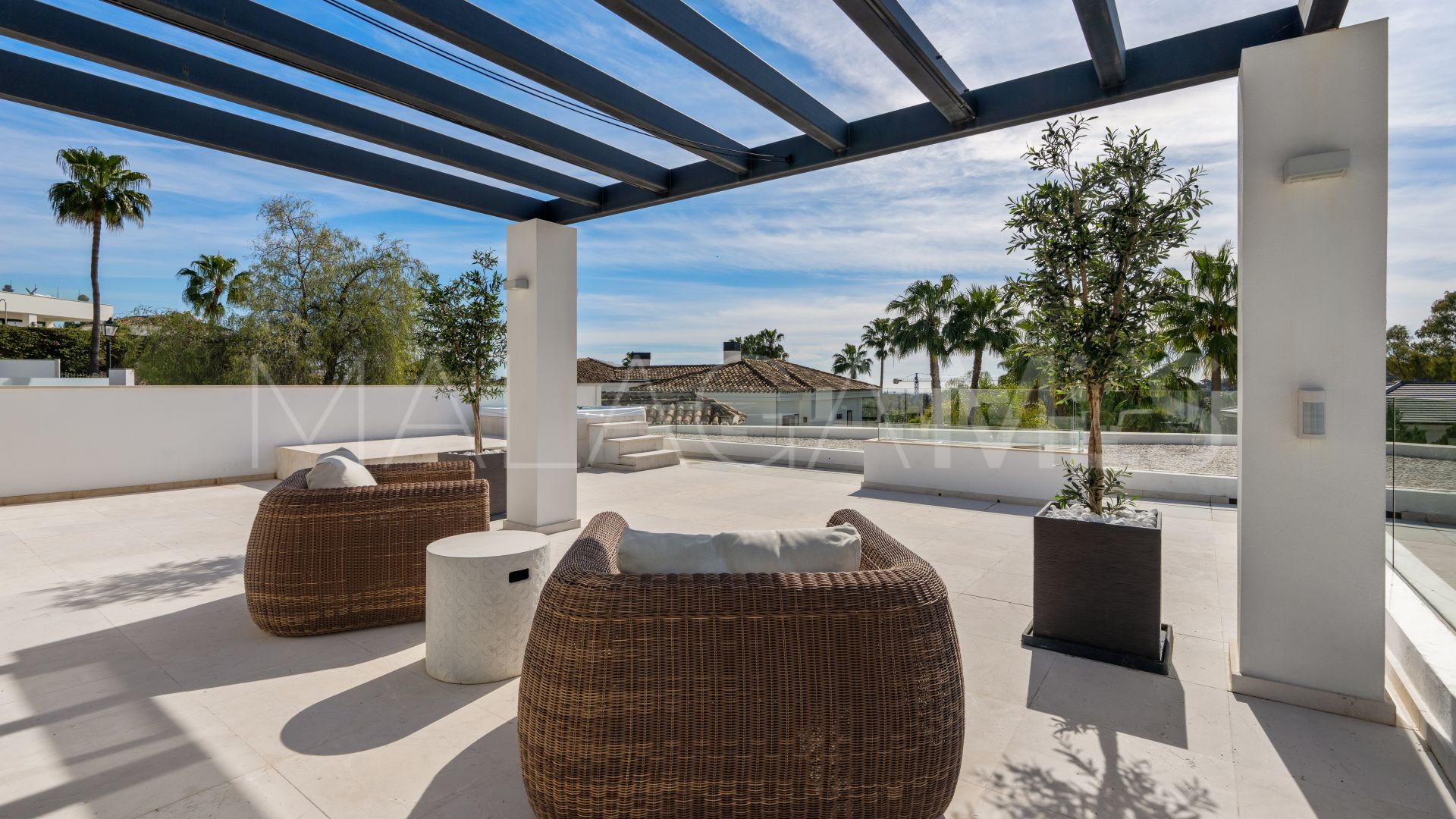 Villa for sale in Los Naranjos