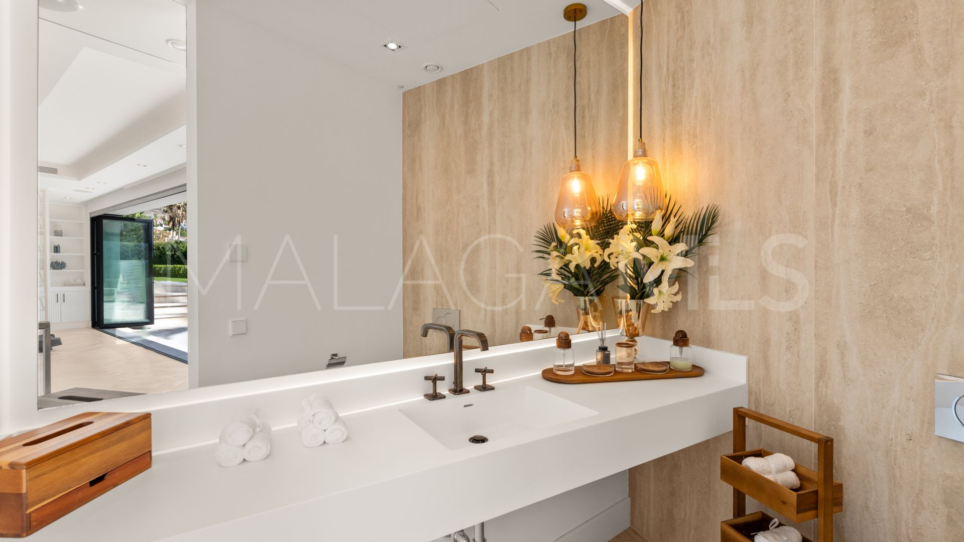 Villa for sale in Los Naranjos