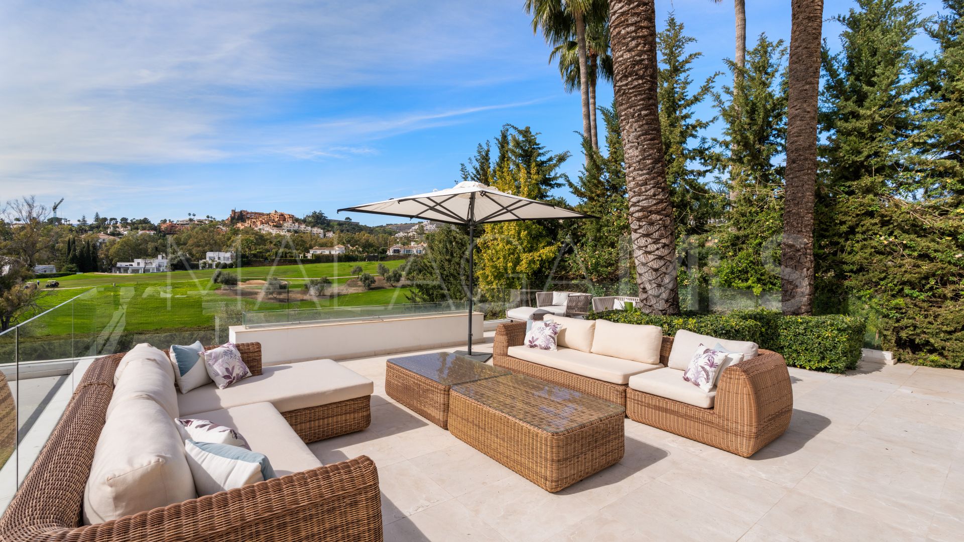 Villa for sale in Los Naranjos